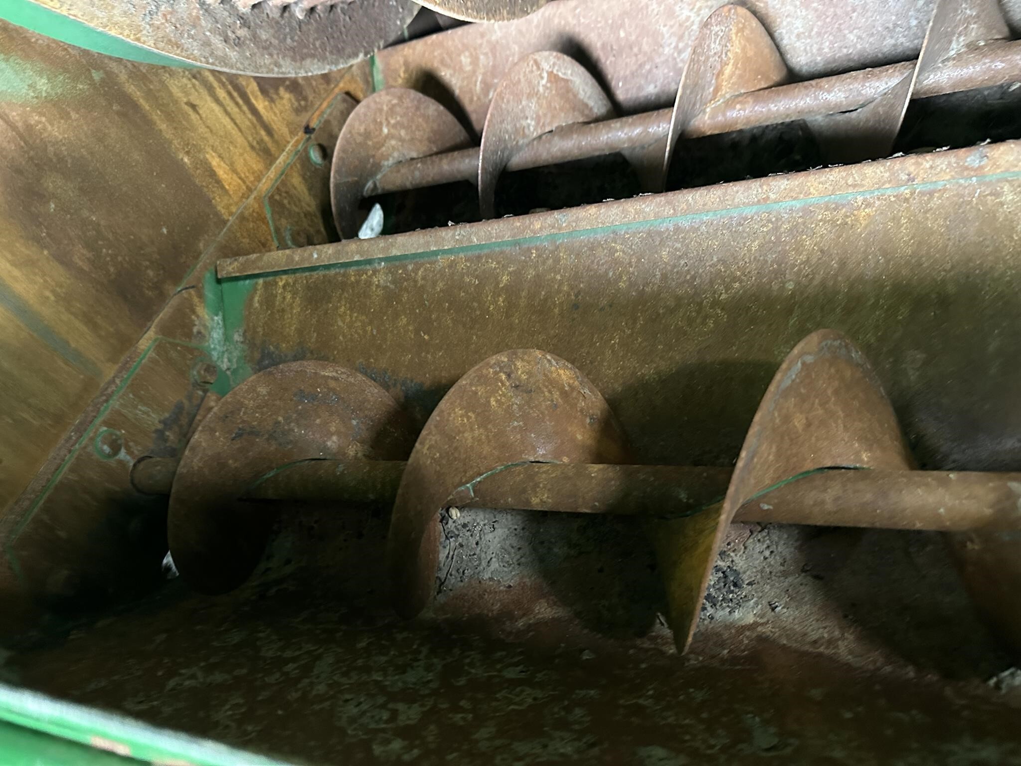 2013 John Deere S670 Combine