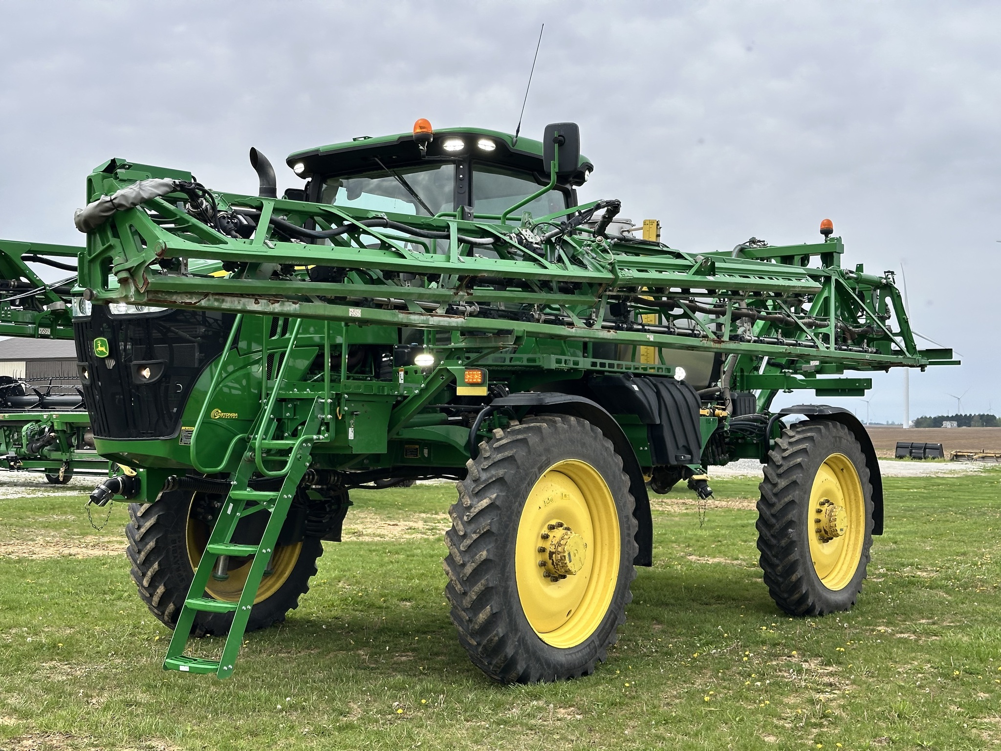 2019 John Deere R4038 Self-Propelled Sprayer