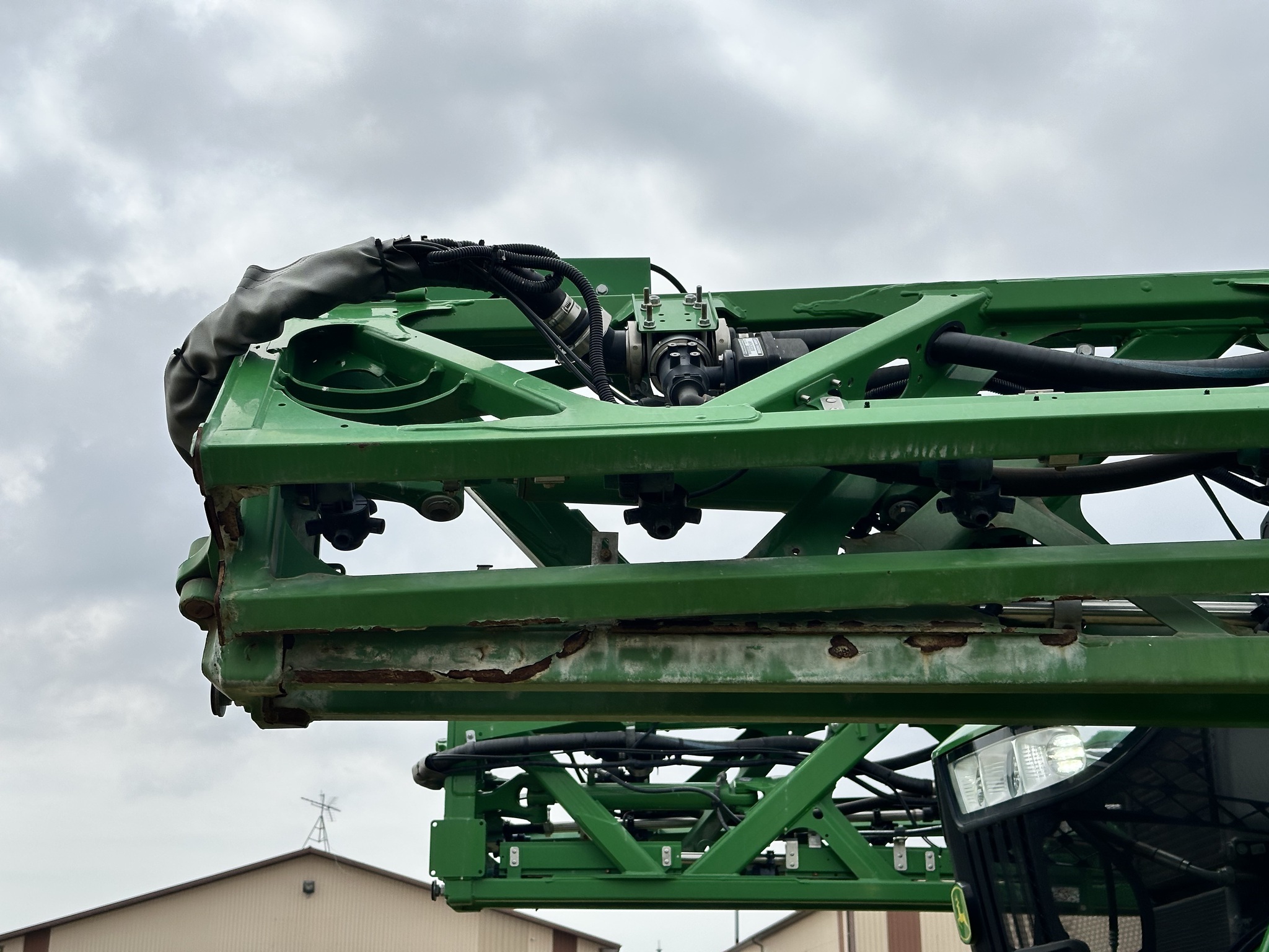2019 John Deere R4038 Self-Propelled Sprayer