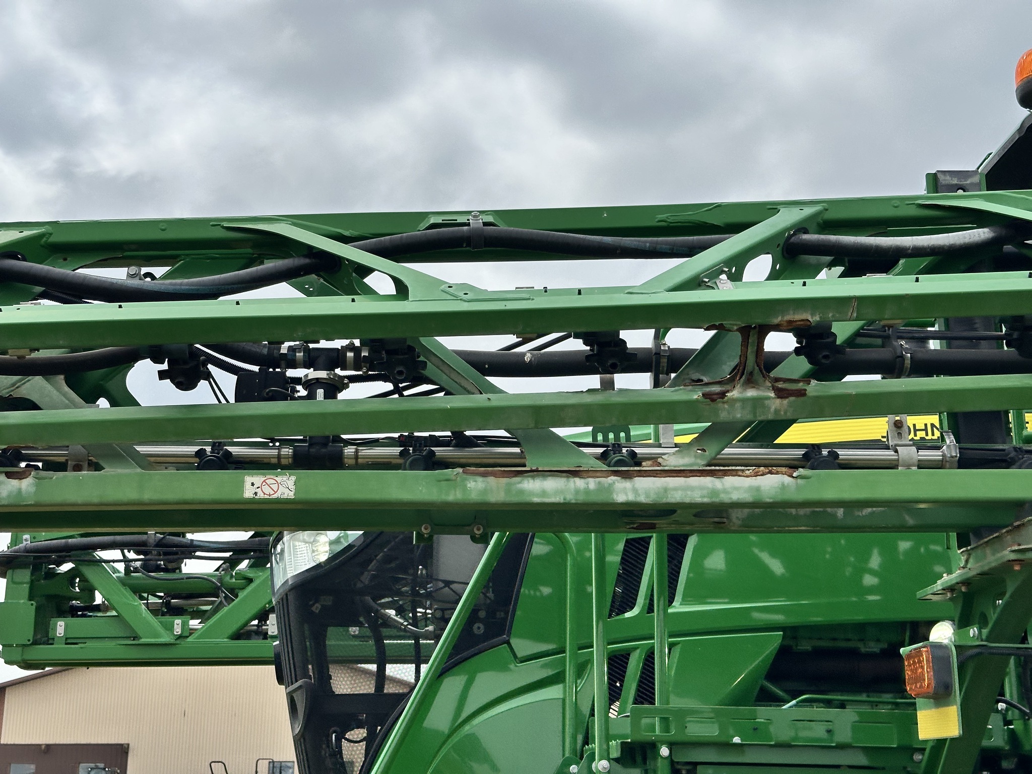 2019 John Deere R4038 Self-Propelled Sprayer