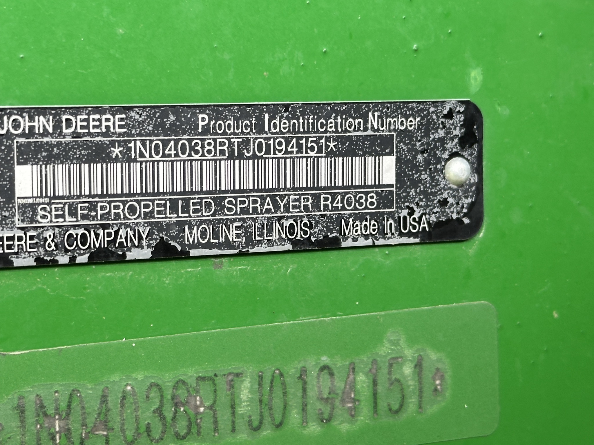 2019 John Deere R4038 Self-Propelled Sprayer