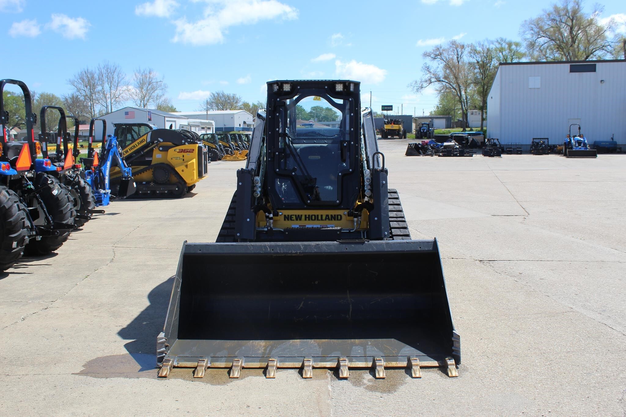 2022 New Holland C362 Skid Steer