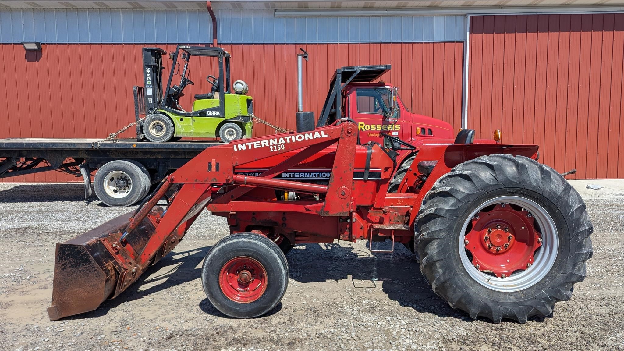  International Harvester Hydro 84 Tractor