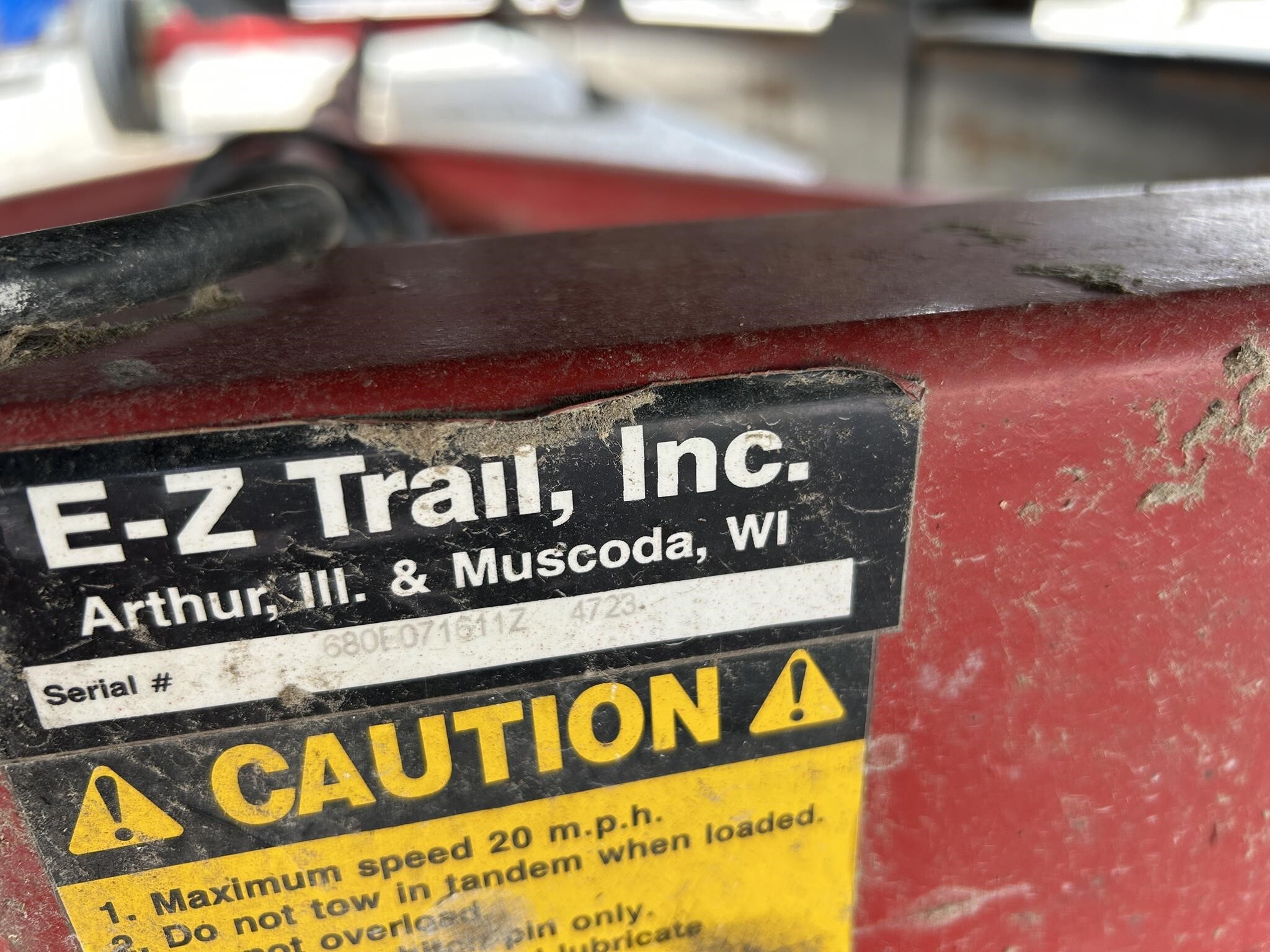  E-Z Trail 680 Header Trailer