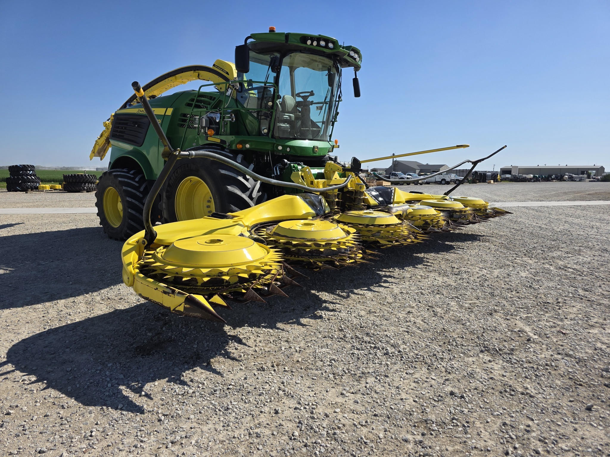 2019 John Deere 772 Corn Head