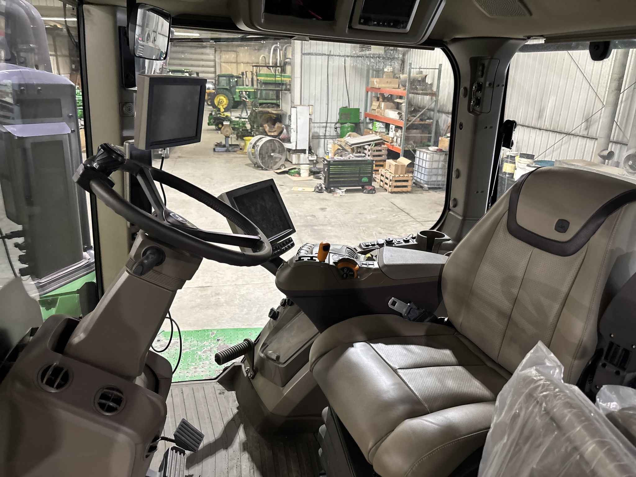 2023 John Deere 9RX 590 Tractor