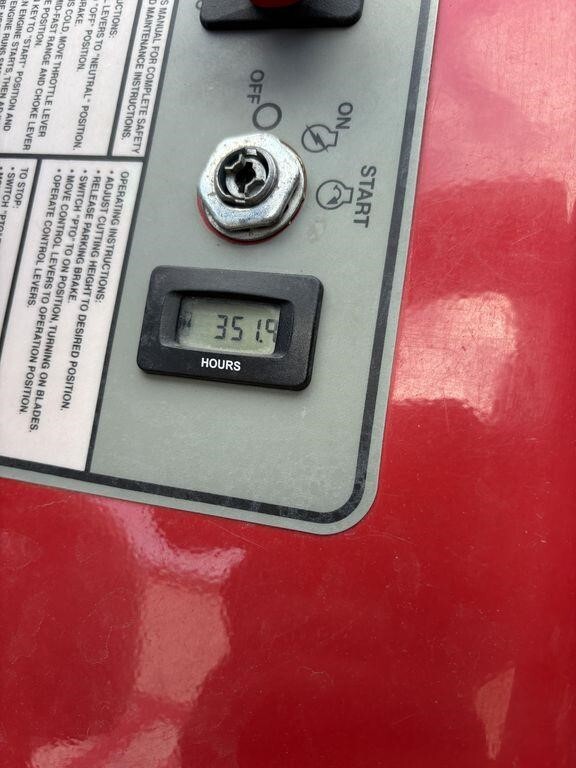 2020 Country Clipper BOSS XL 9010 Lawn Mower