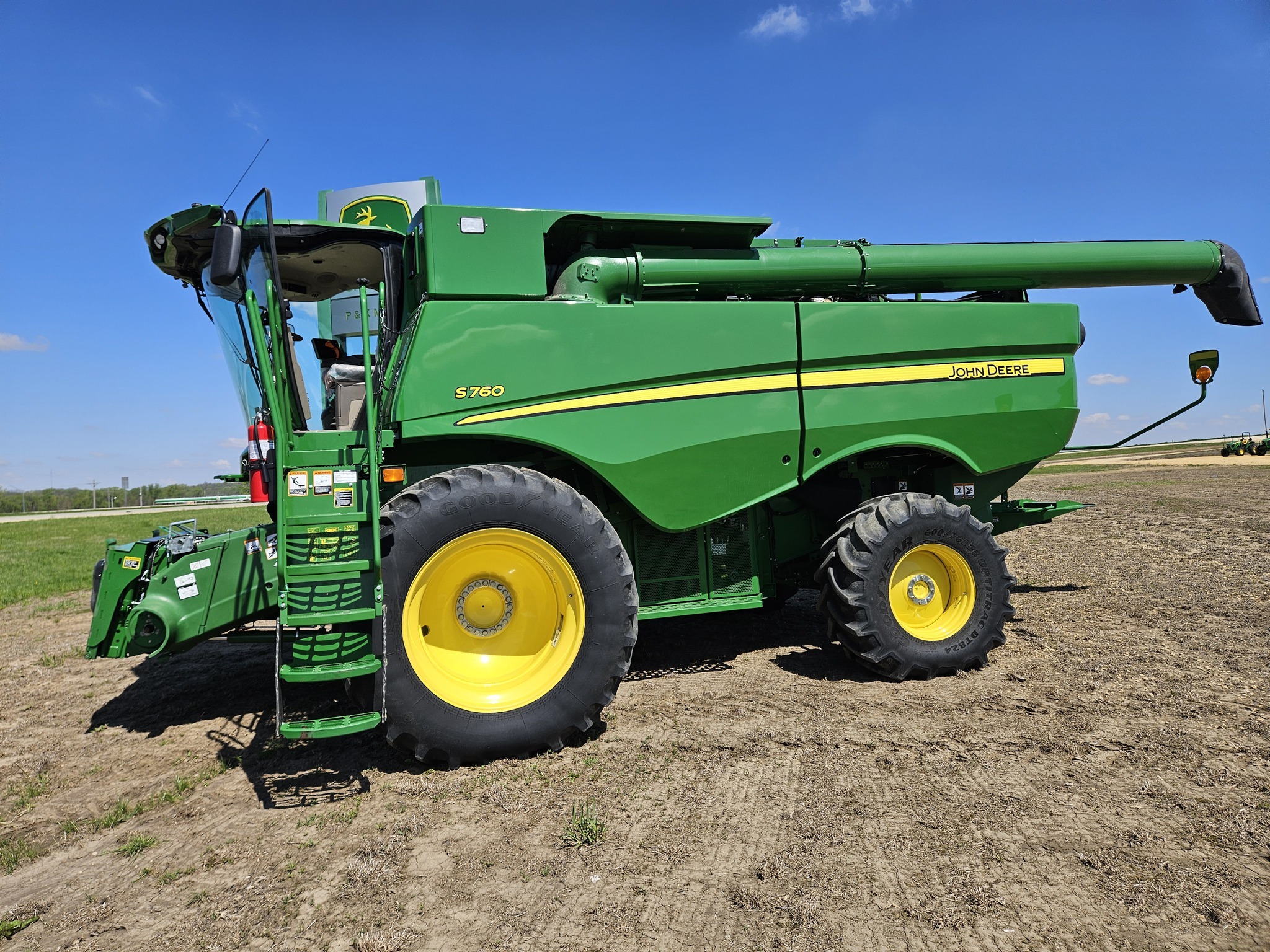 2021 John Deere S760 Combine