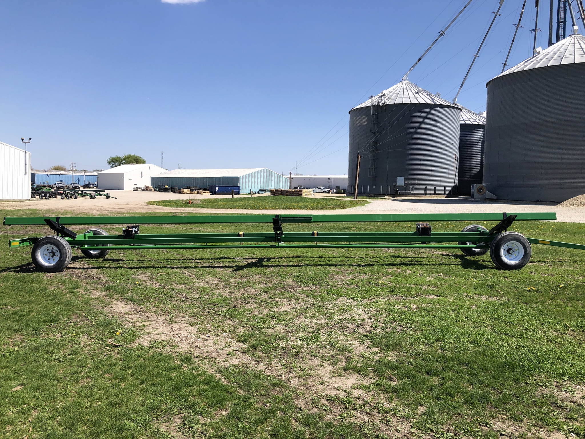 2014 Unverferth AWS36 Header Trailer