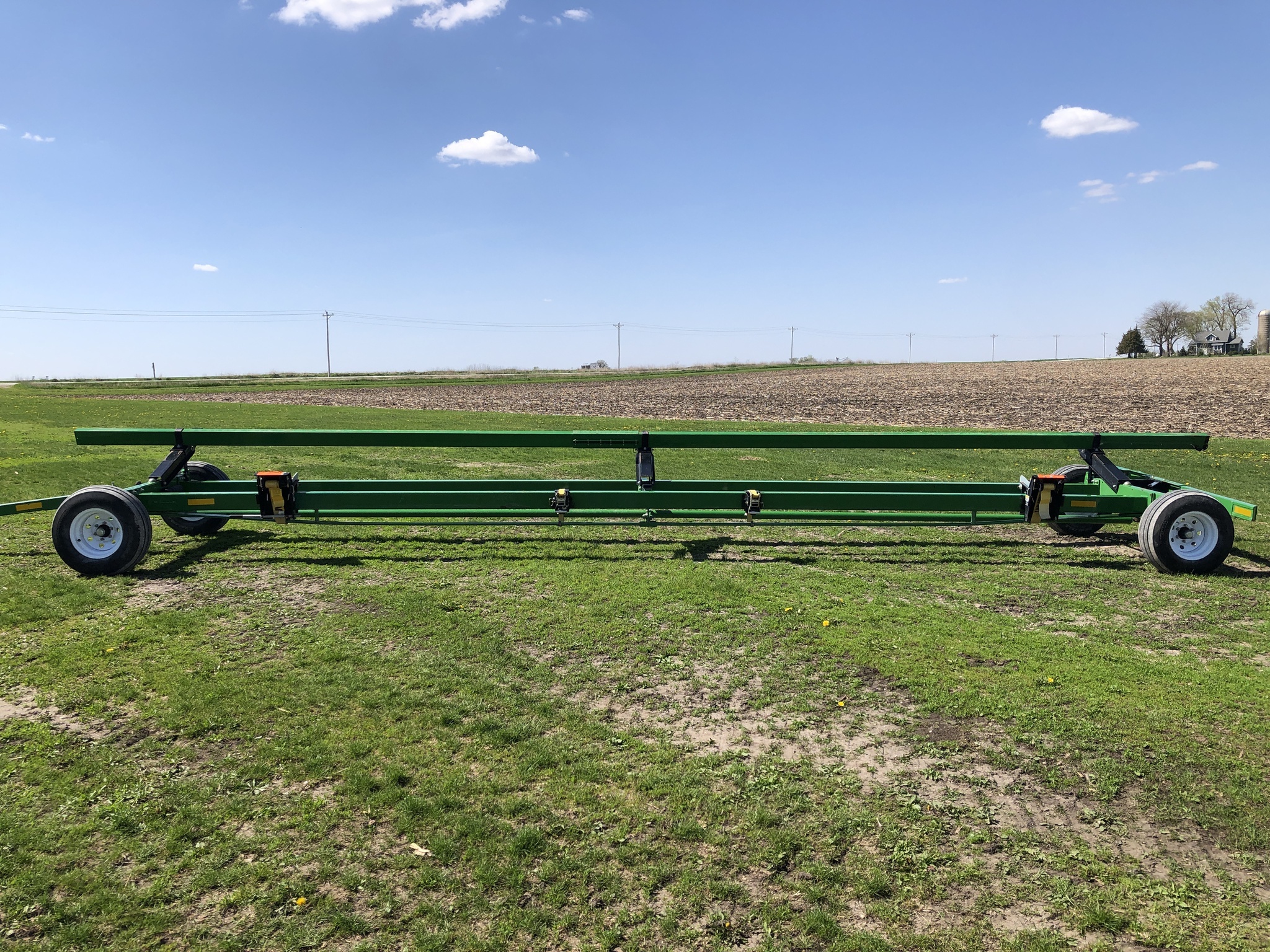 2014 Unverferth AWS36 Header Trailer