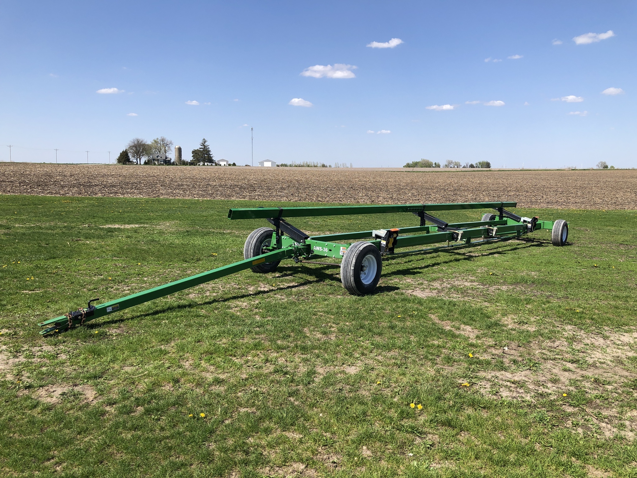 2014 Unverferth AWS36 Header Trailer