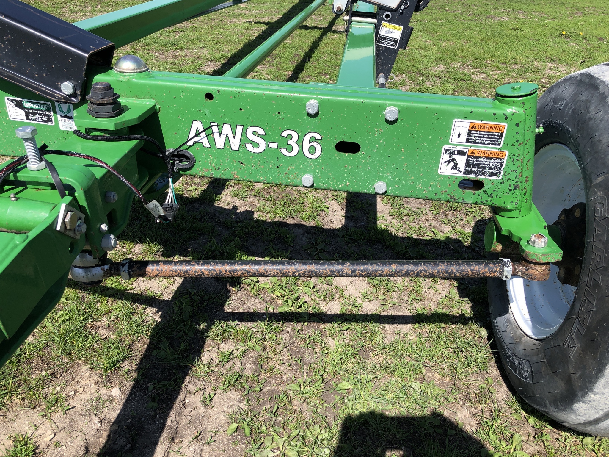 2014 Unverferth AWS36 Header Trailer