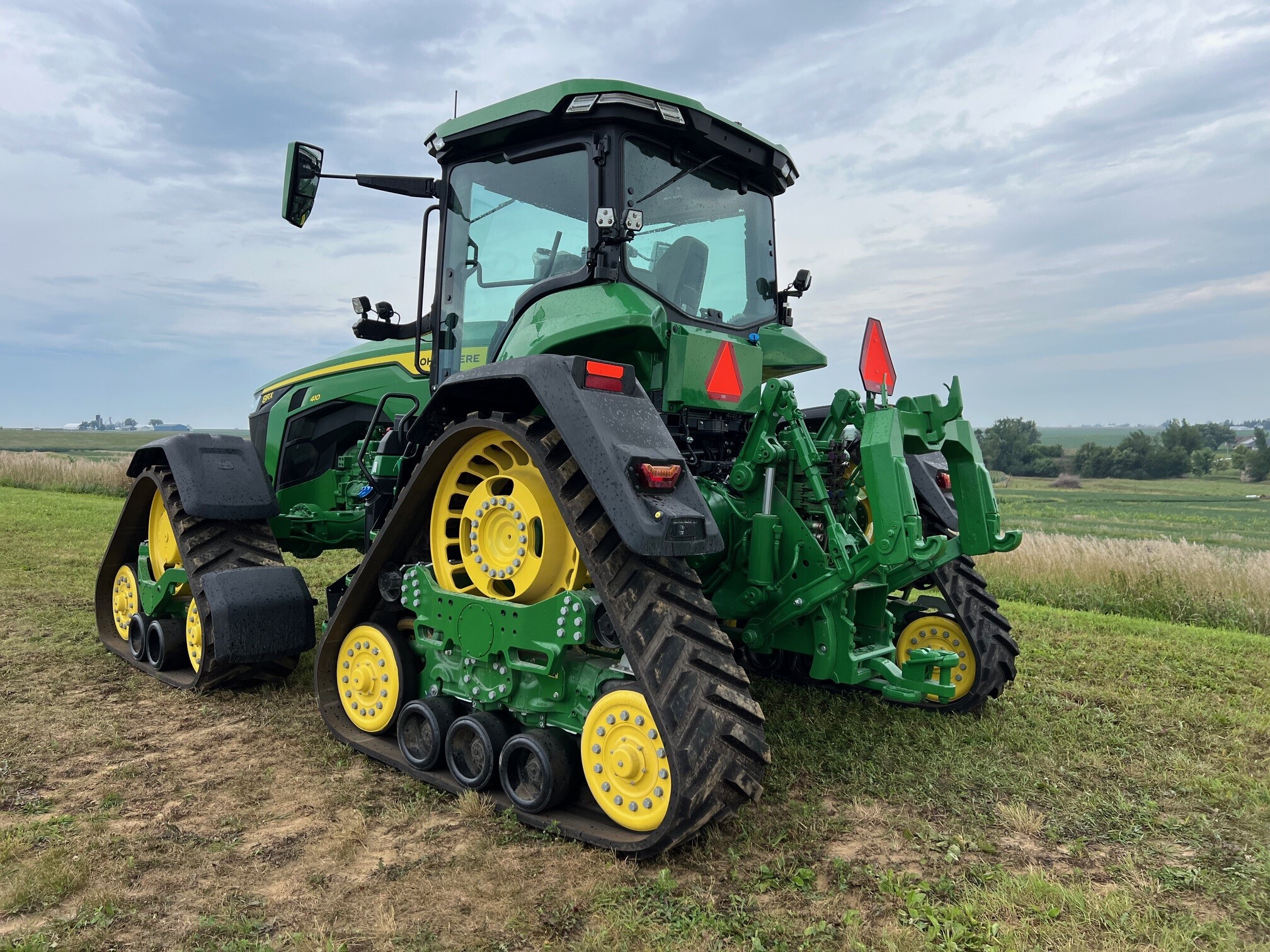 2023 John Deere 8RX 410 Tractor