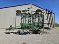 2012 John Deere 2210 Field Cultivator