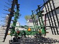 2012 John Deere 2210 Field Cultivator