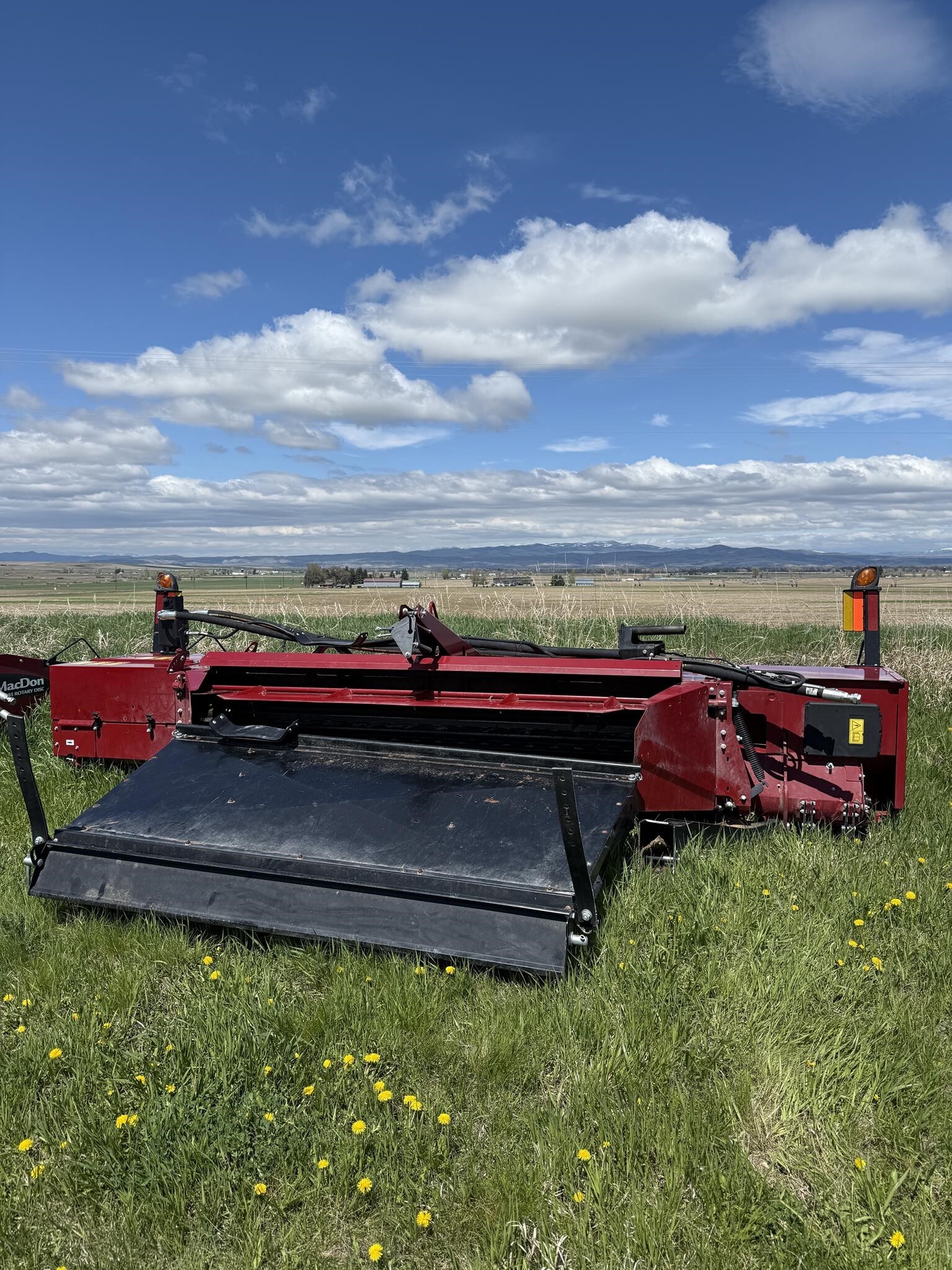 2018 MacDon R85 Mower Conditioner