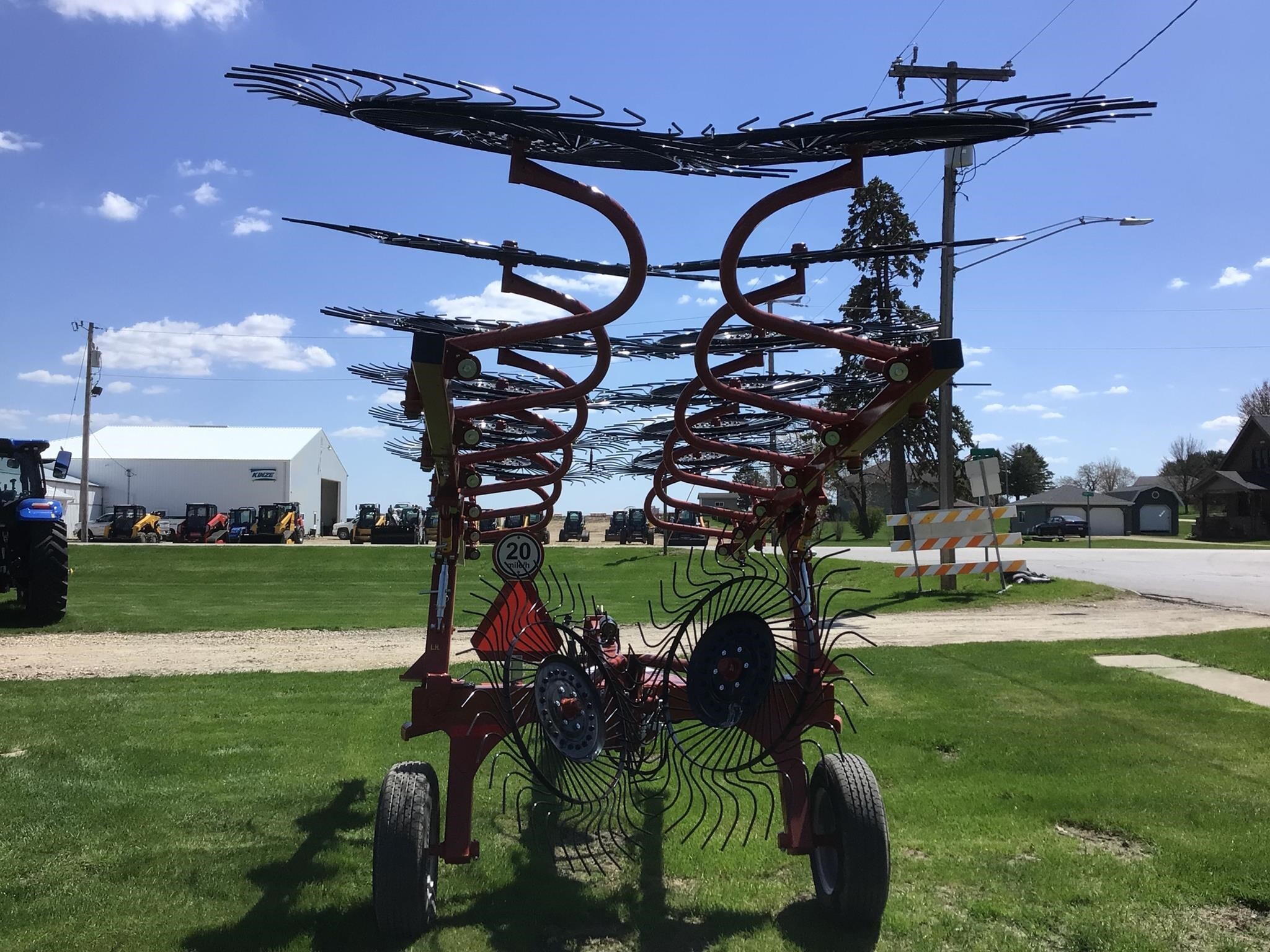 2025 Rhino VR12 Rake