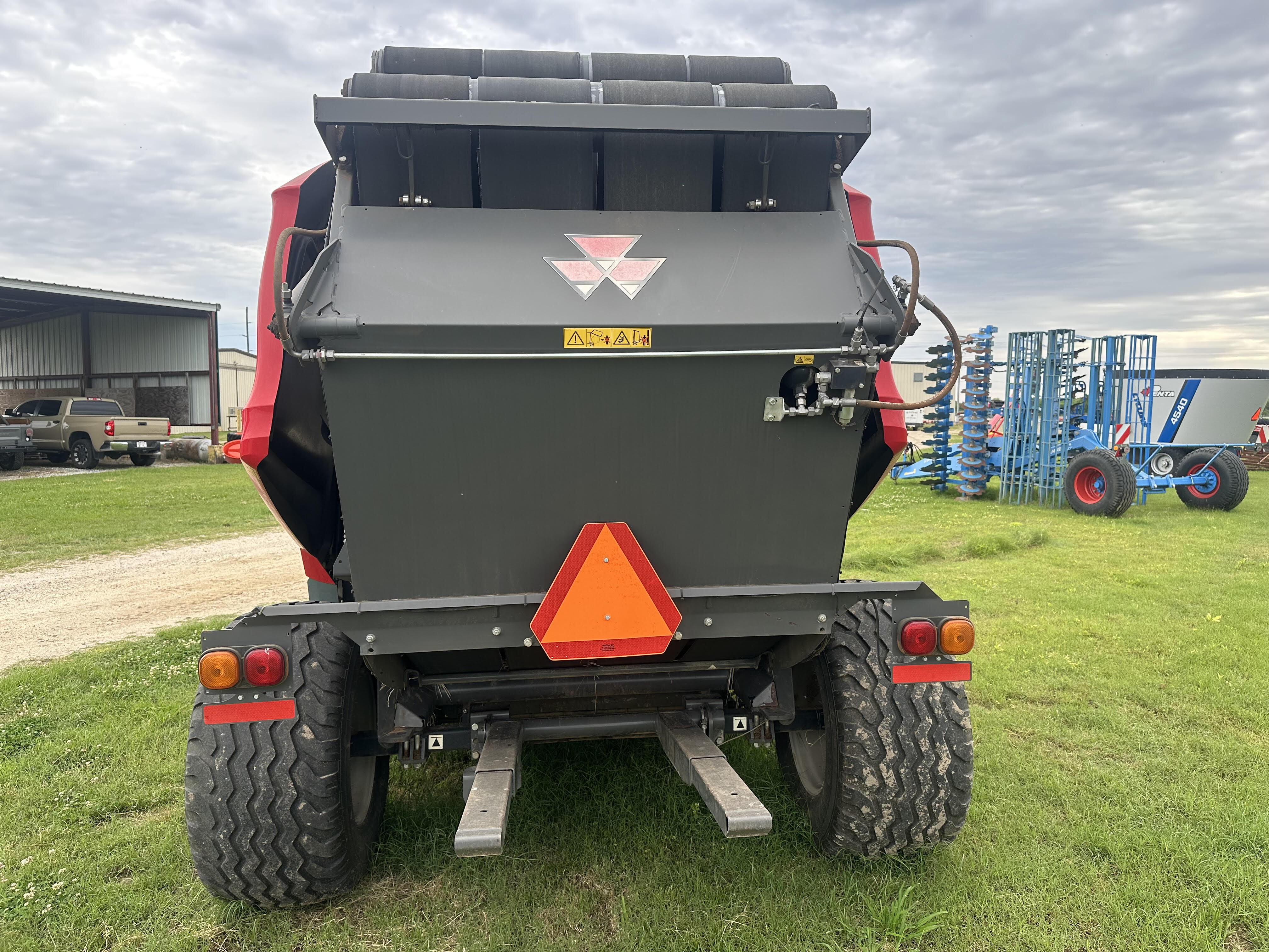 2022 Massey Ferguson RB4160V Round Baler