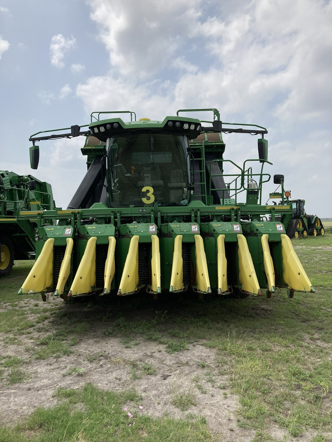 2023 John Deere CP770 Cotton Equipment