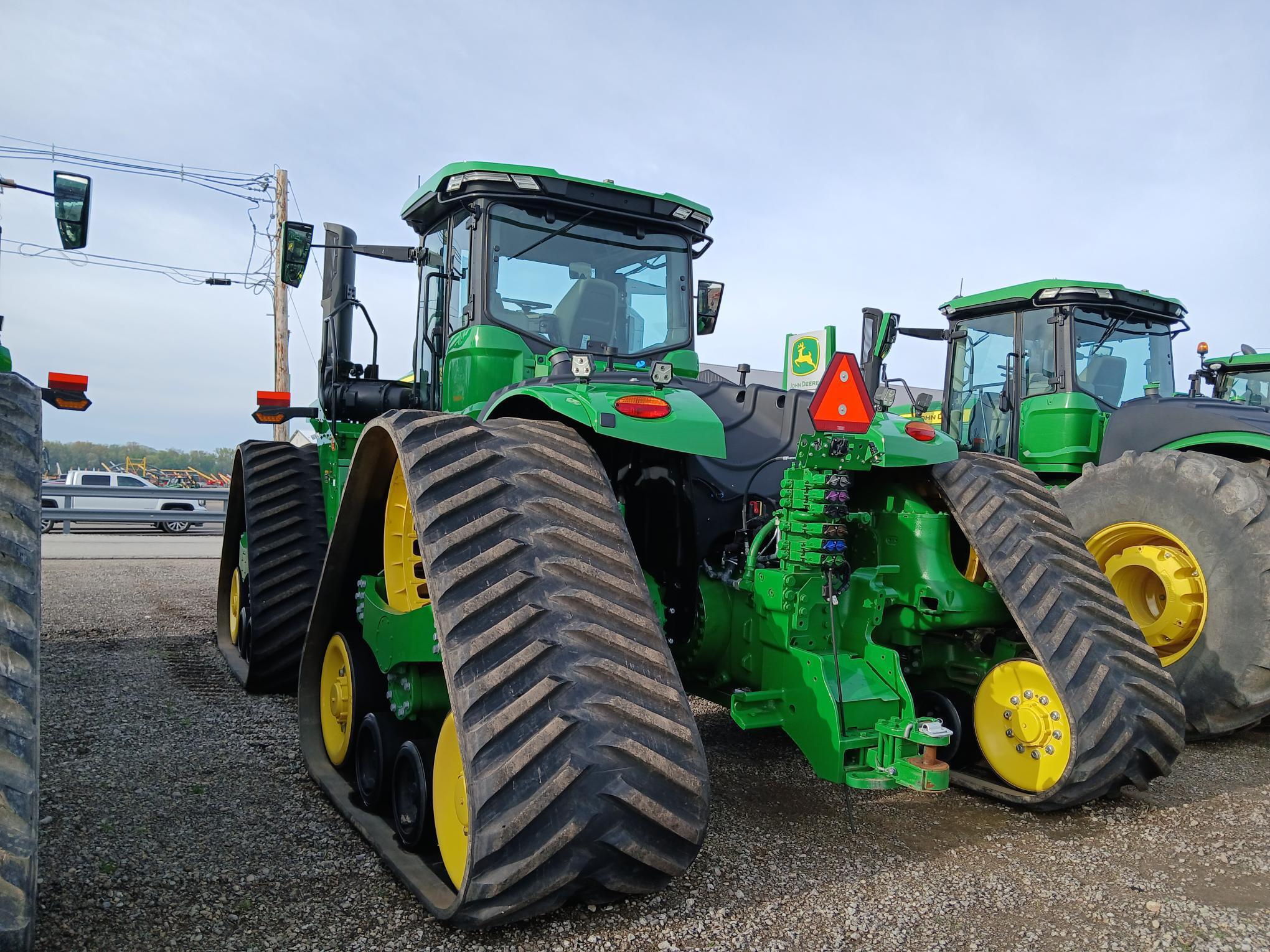 2023 John Deere 9RX 590 Tractor