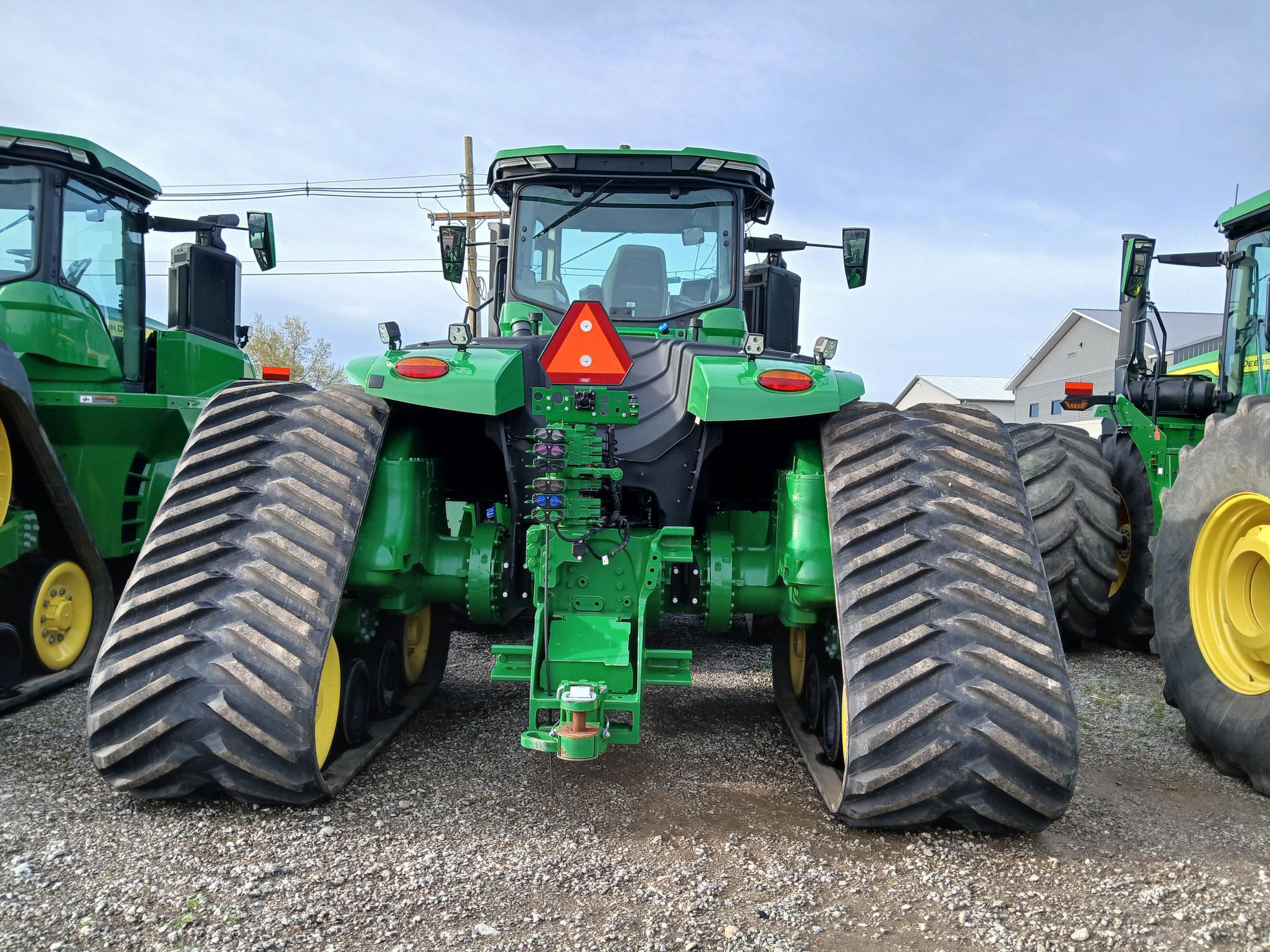 2023 John Deere 9RX 590 Tractor