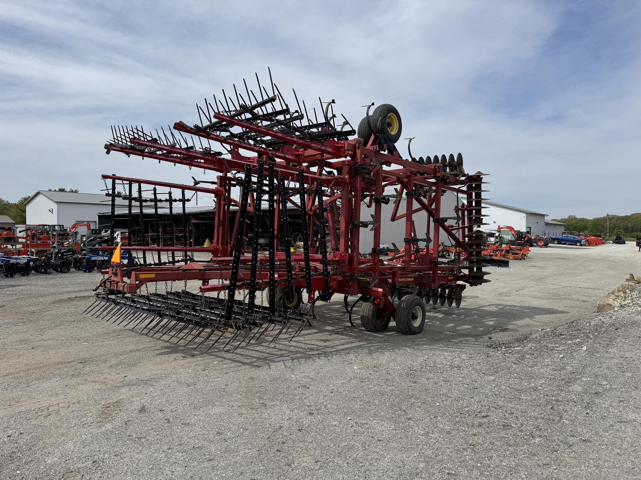 2006 Sunflower 6433-43 Soil Finisher