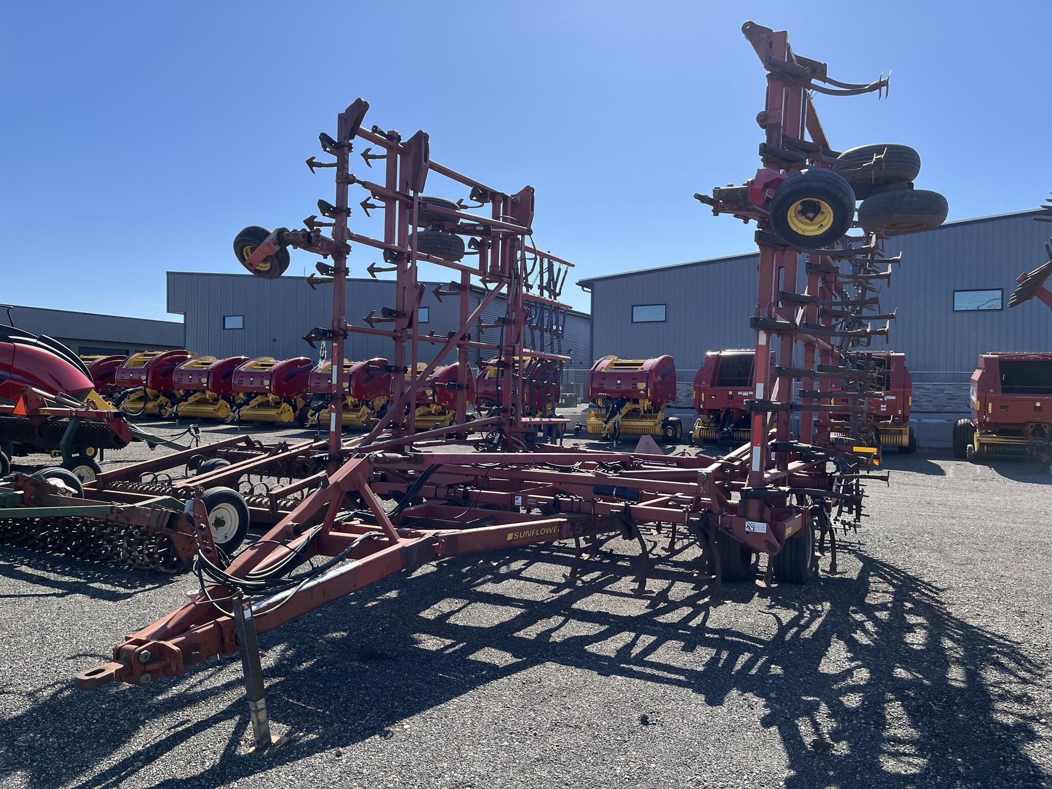  Sunflower 5055-62 Field Cultivator