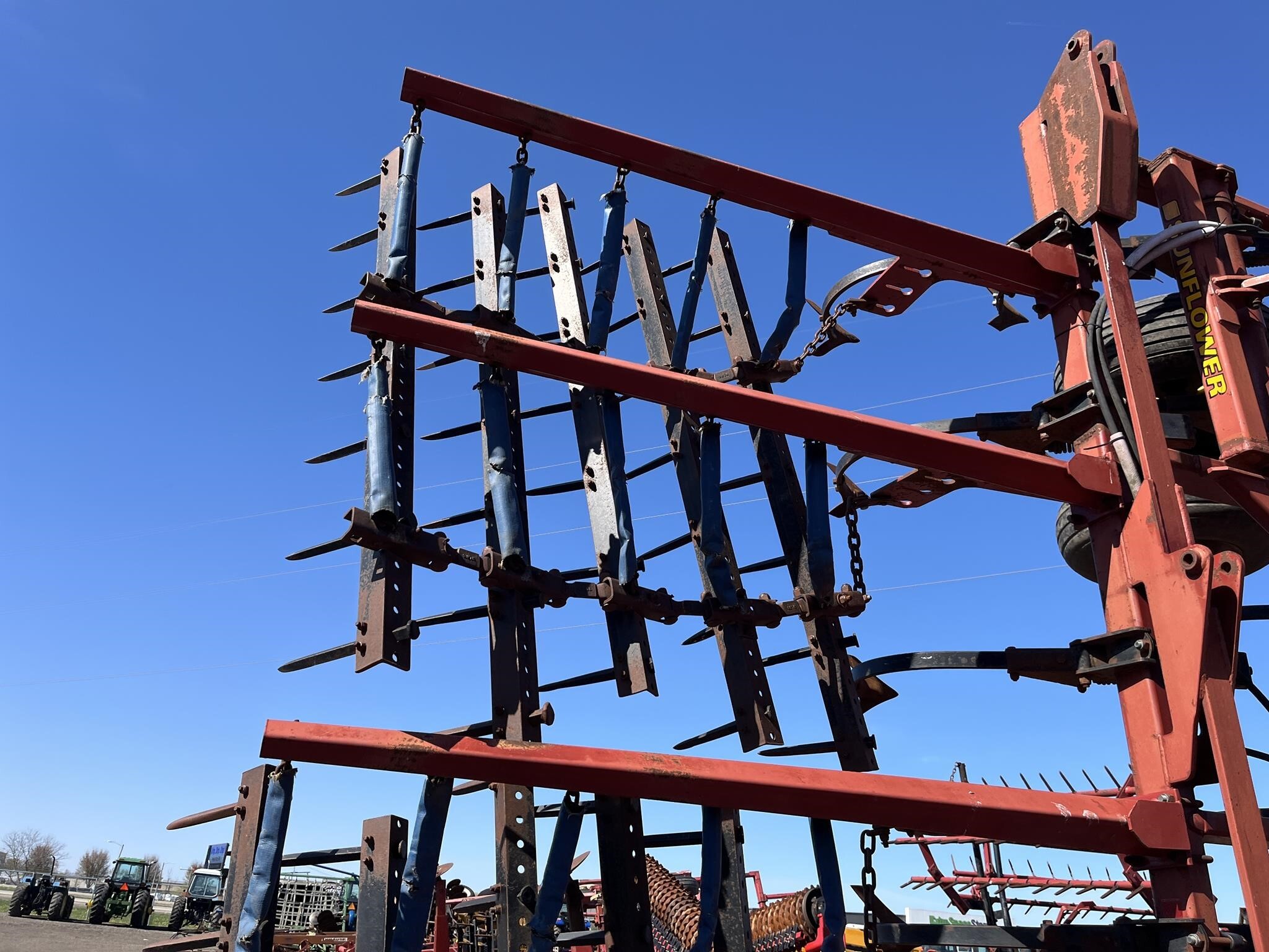  Sunflower 5055-62 Field Cultivator