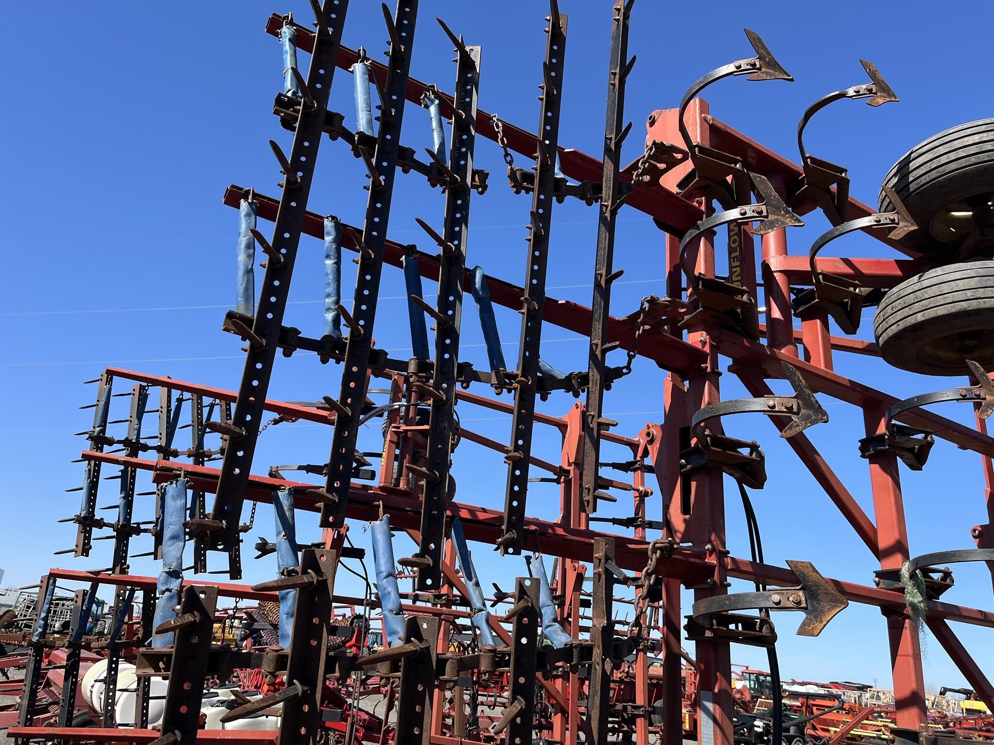  Sunflower 5055-62 Field Cultivator