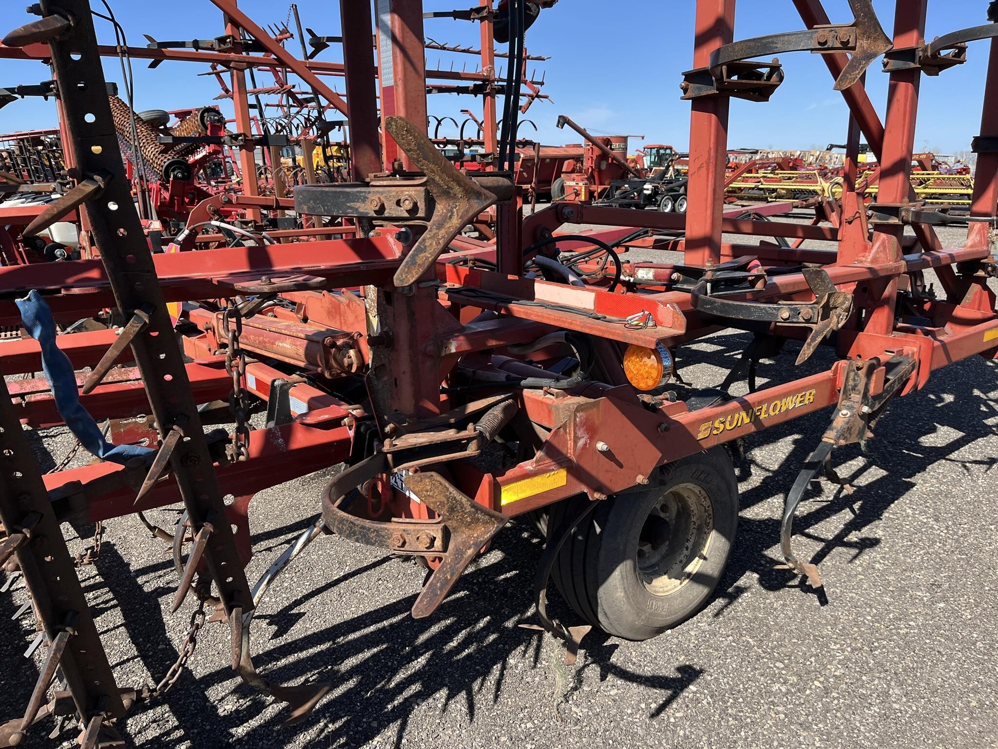  Sunflower 5055-62 Field Cultivator