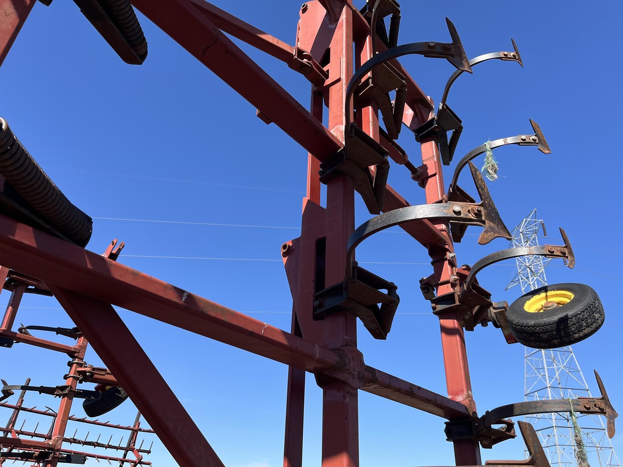  Sunflower 5055-62 Field Cultivator