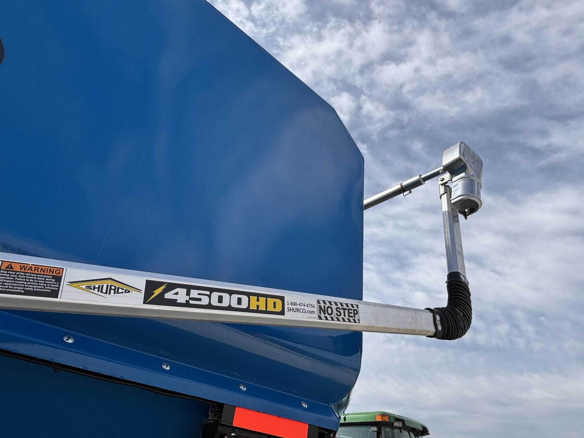 2021 Kinze 1105 Grain Cart