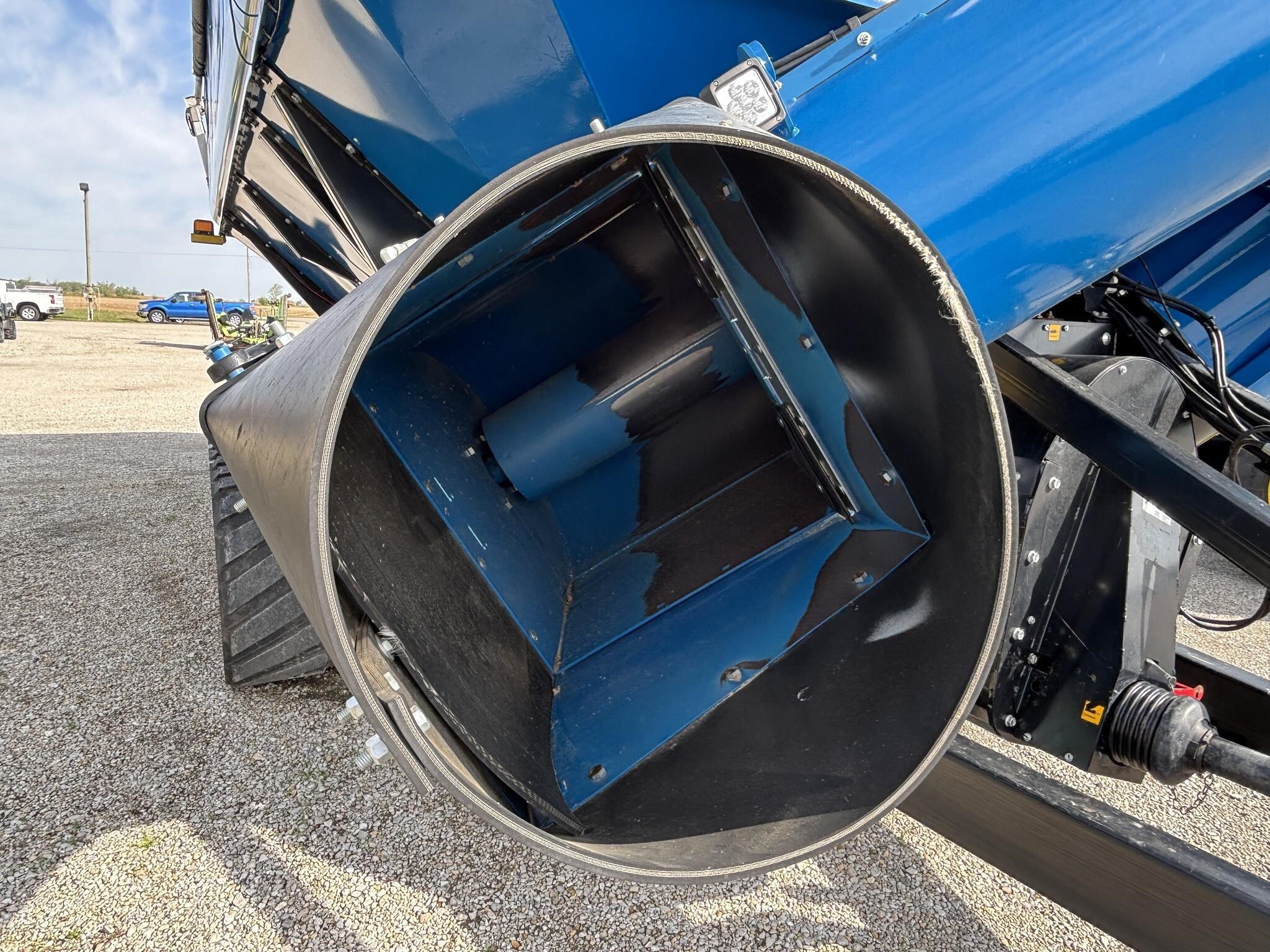 2021 Kinze 1105 Grain Cart