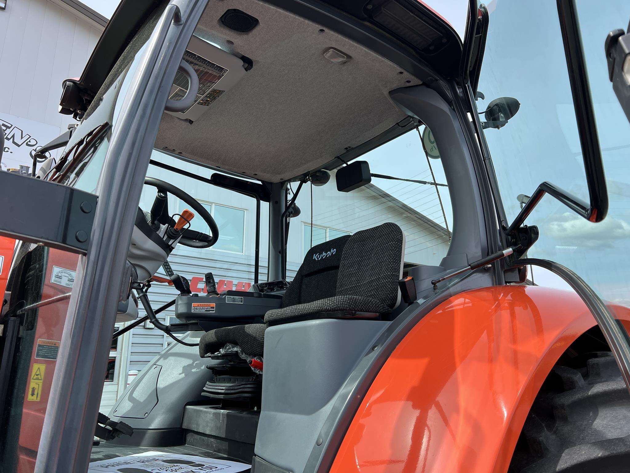 2019 Kubota M7-152 PREMIUM Tractor