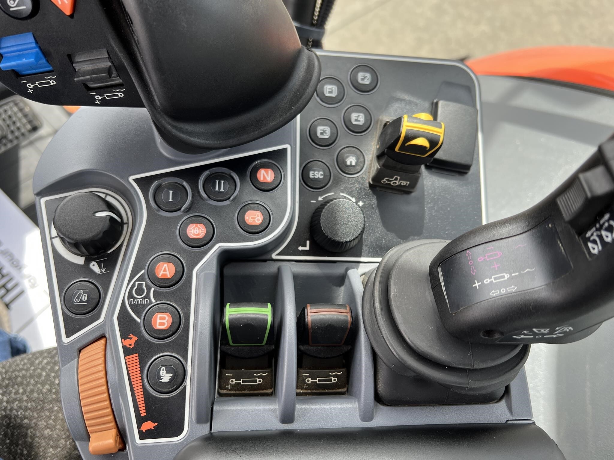2019 Kubota M7-152 PREMIUM Tractor