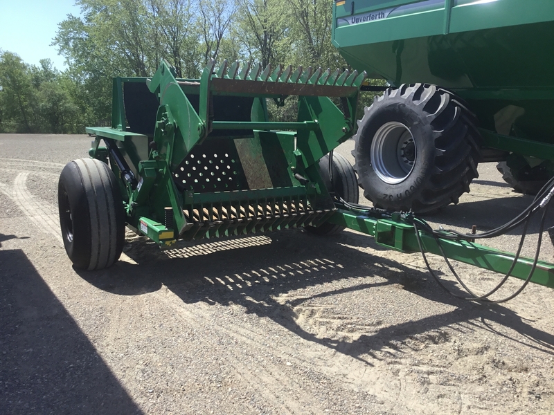 Used Rock Pickers for Sale - 128 Listings | Machinery Pete