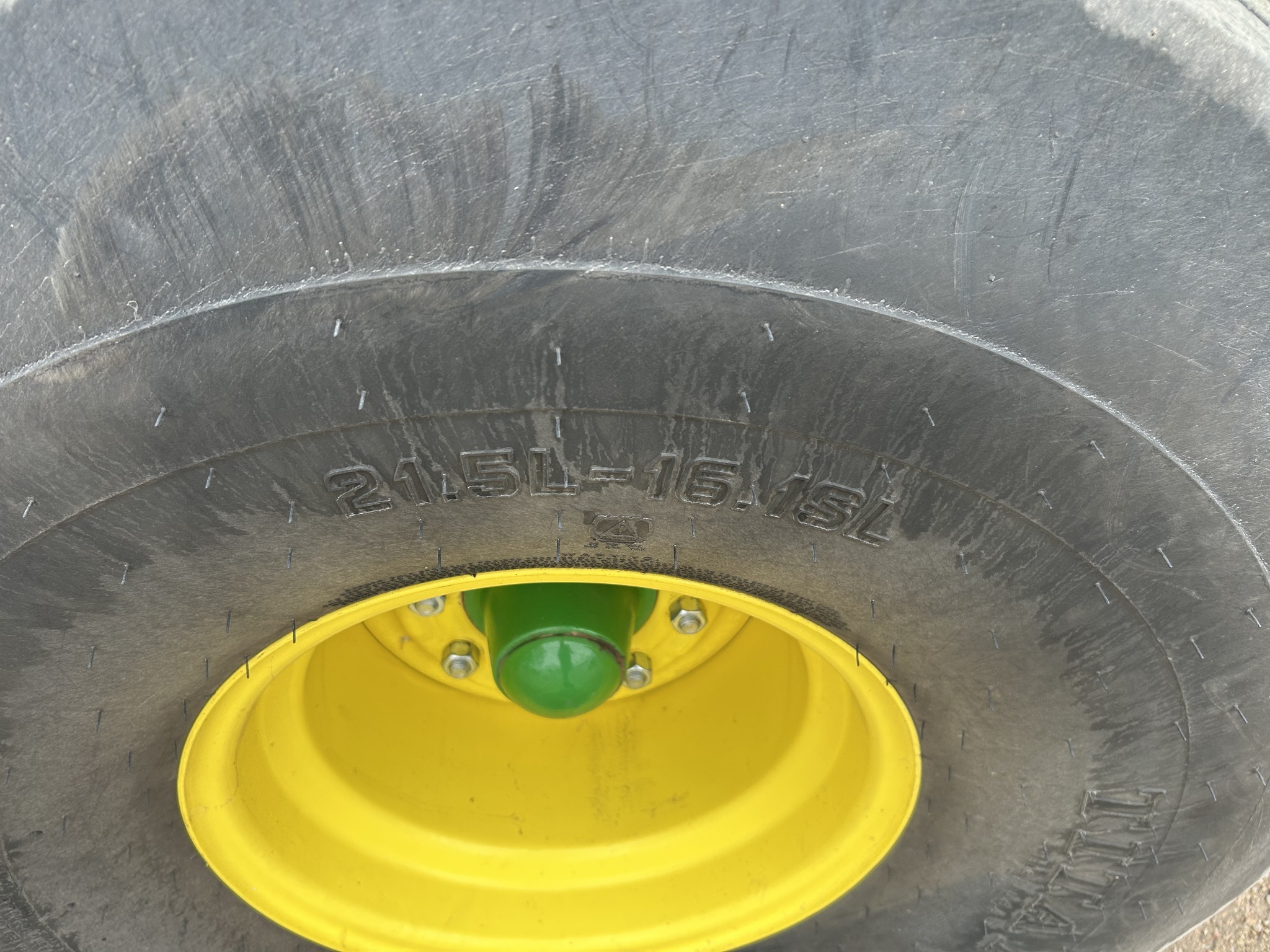 2023 John Deere 560R Round Baler