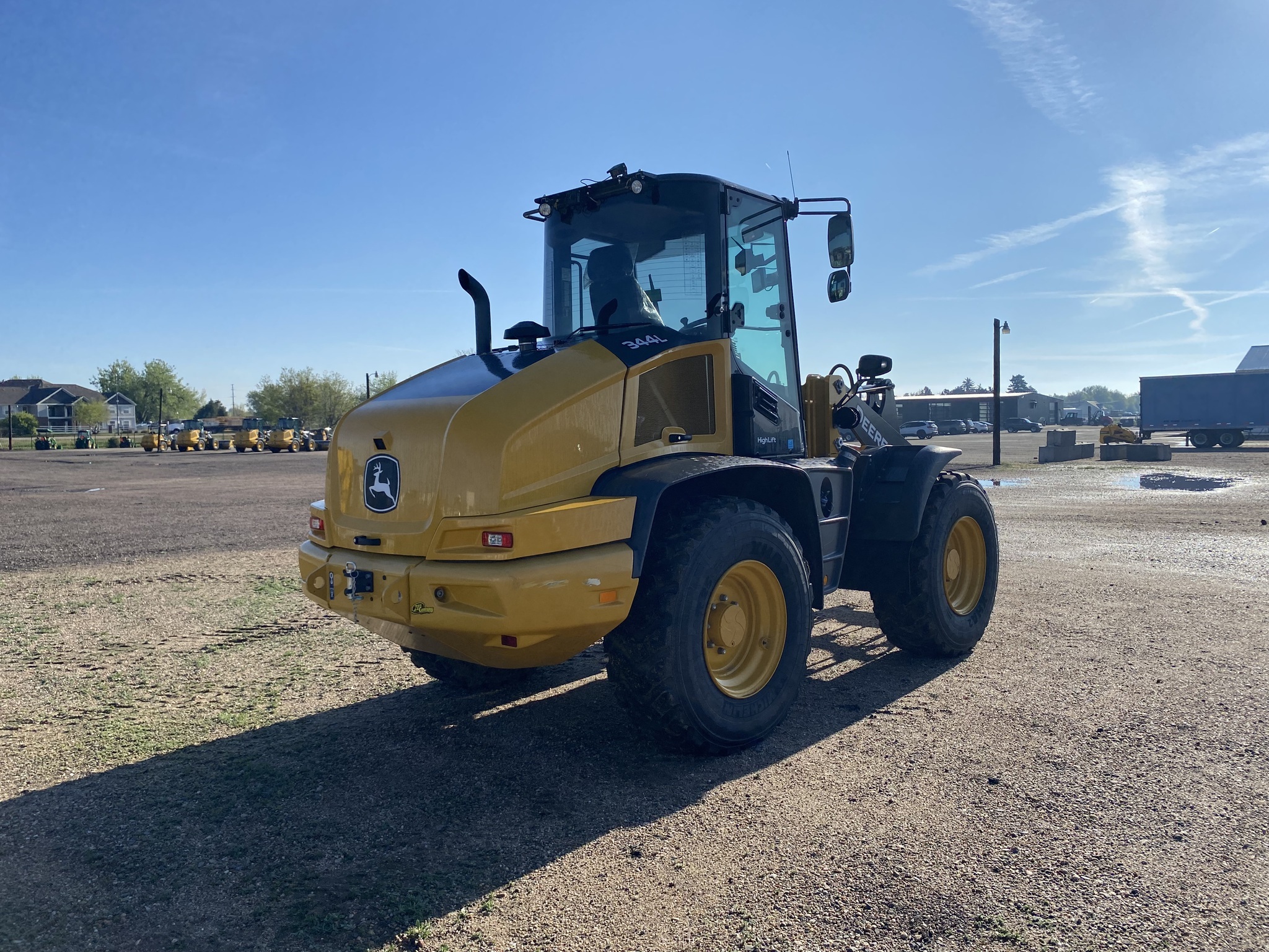 2022 John Deere 344L Front End Loader