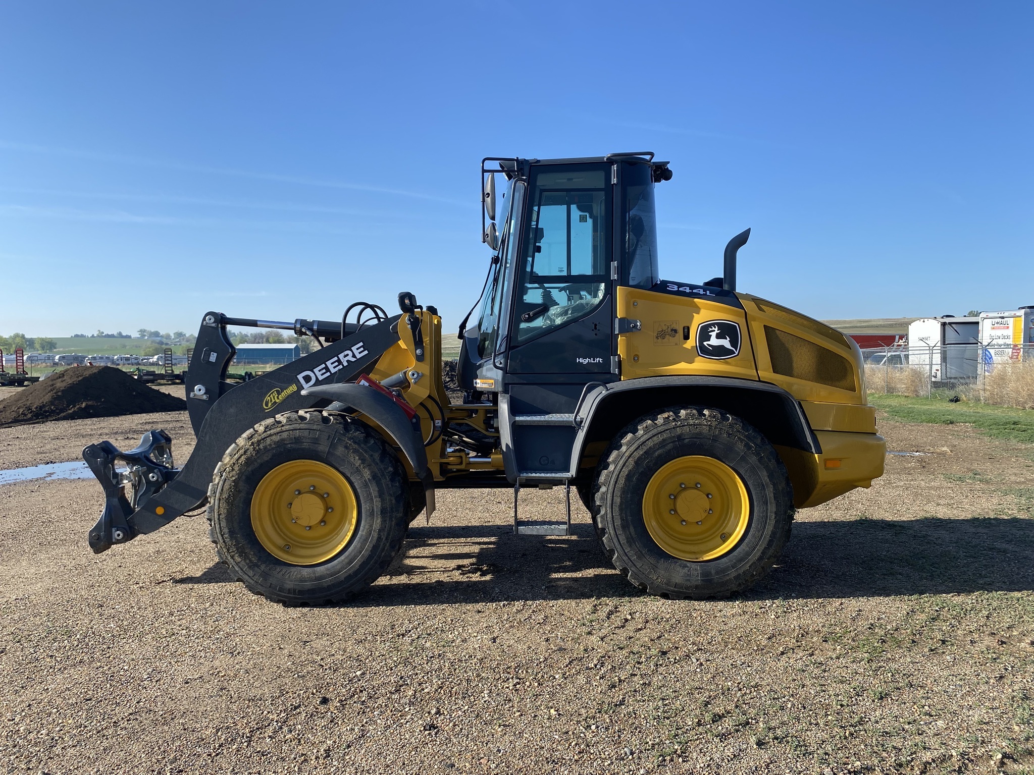 2022 John Deere 344L Front End Loader
