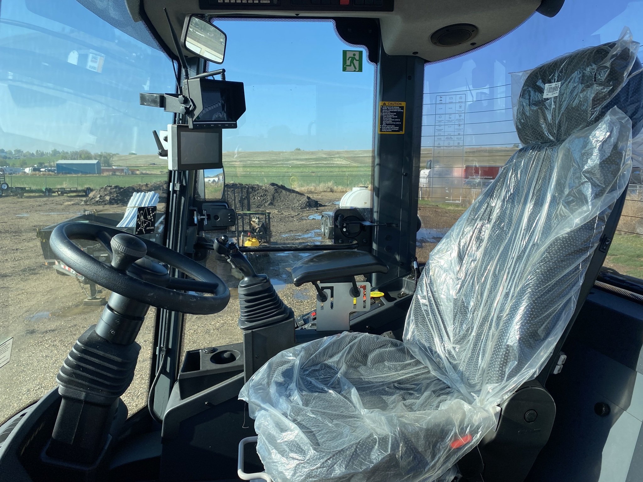 2022 John Deere 344L Front End Loader