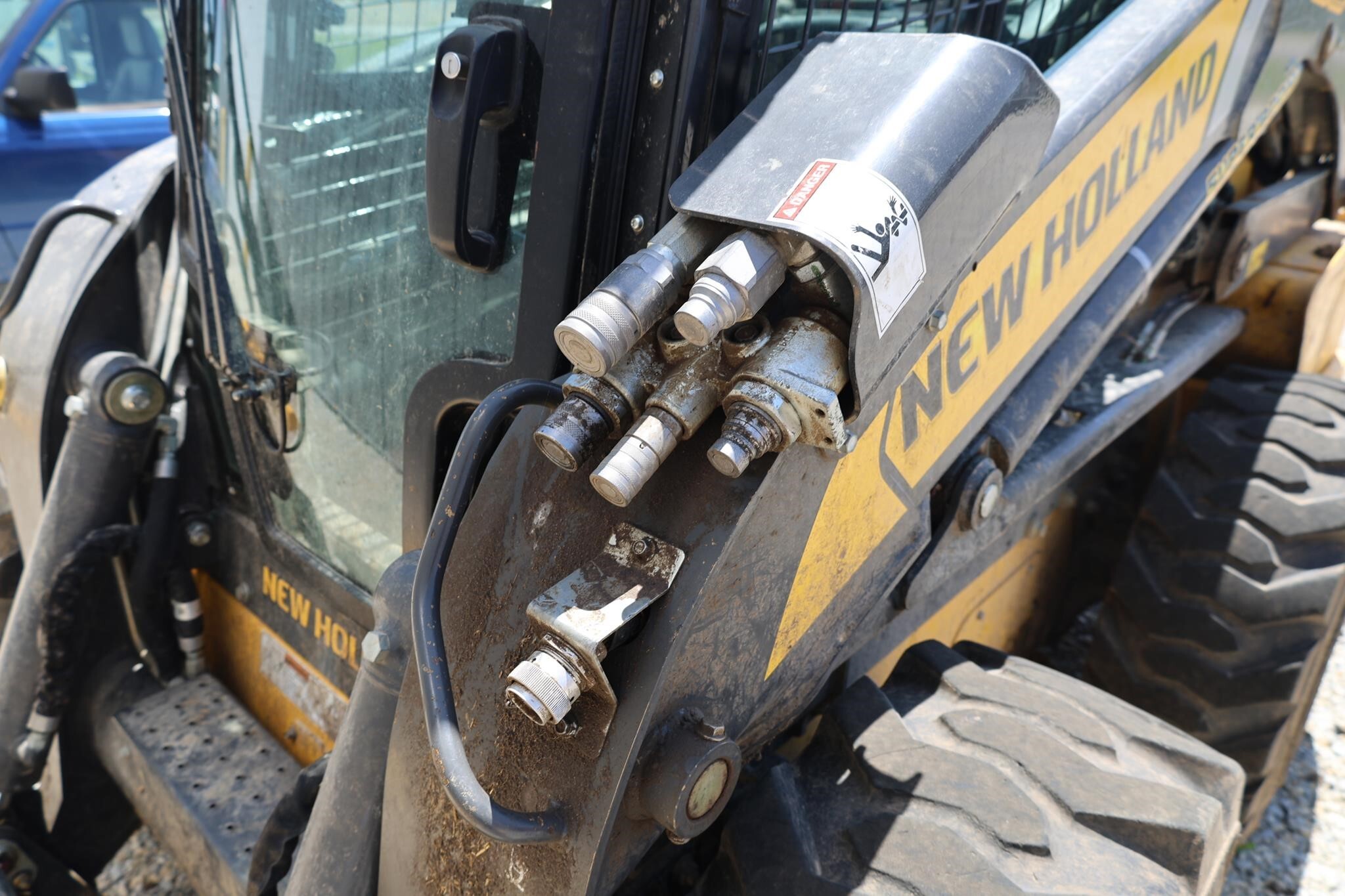 2022 New Holland L334 Skid Steer