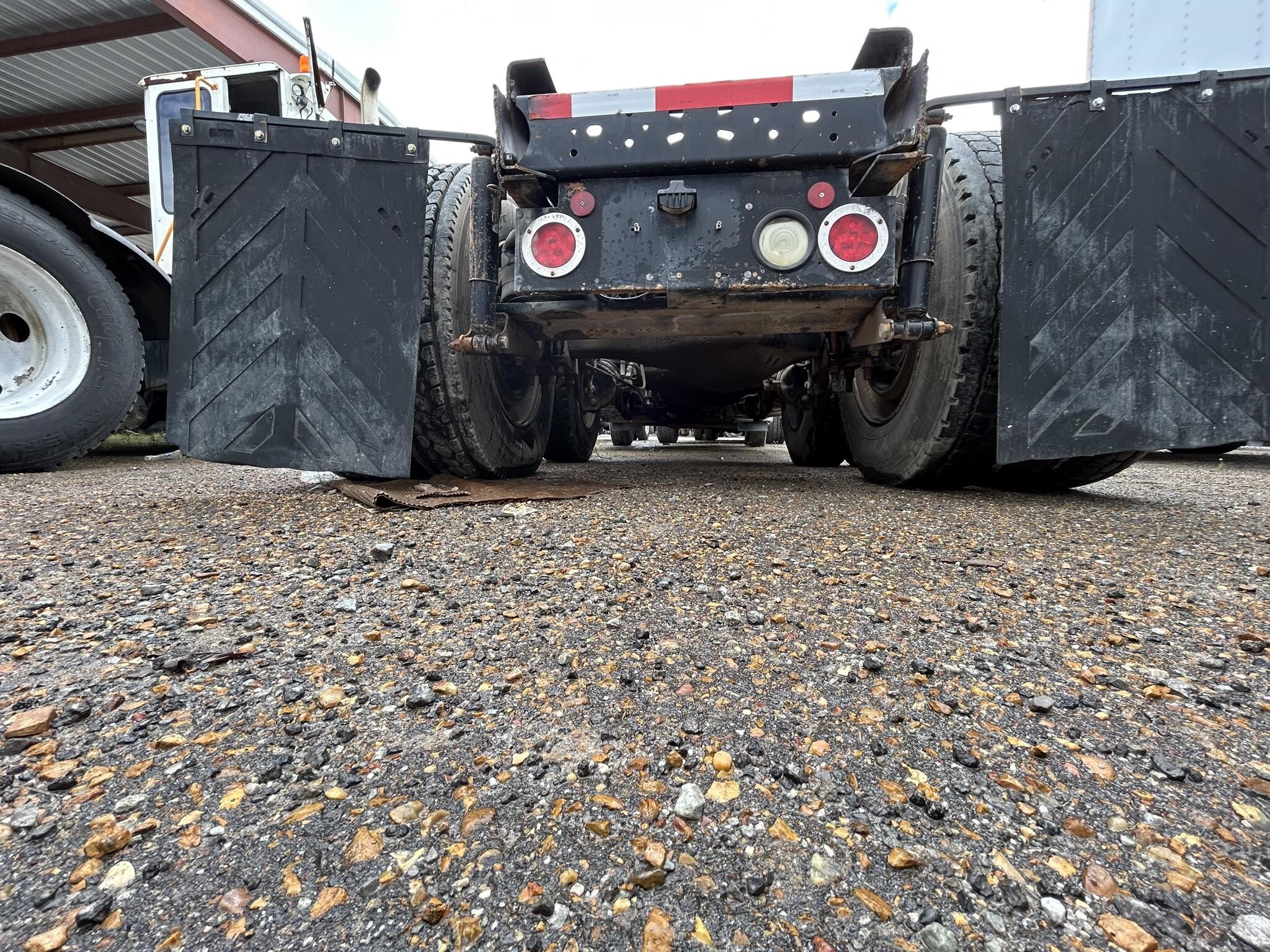 2012 Mack GU713 Semi Trucks/Trailer