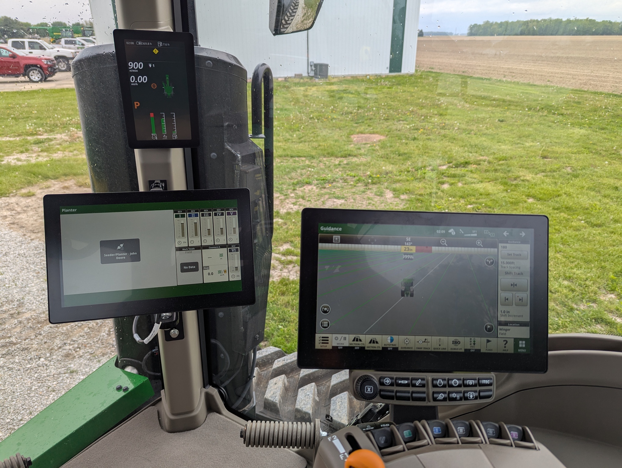 2024 John Deere 8RT 370 Tractor