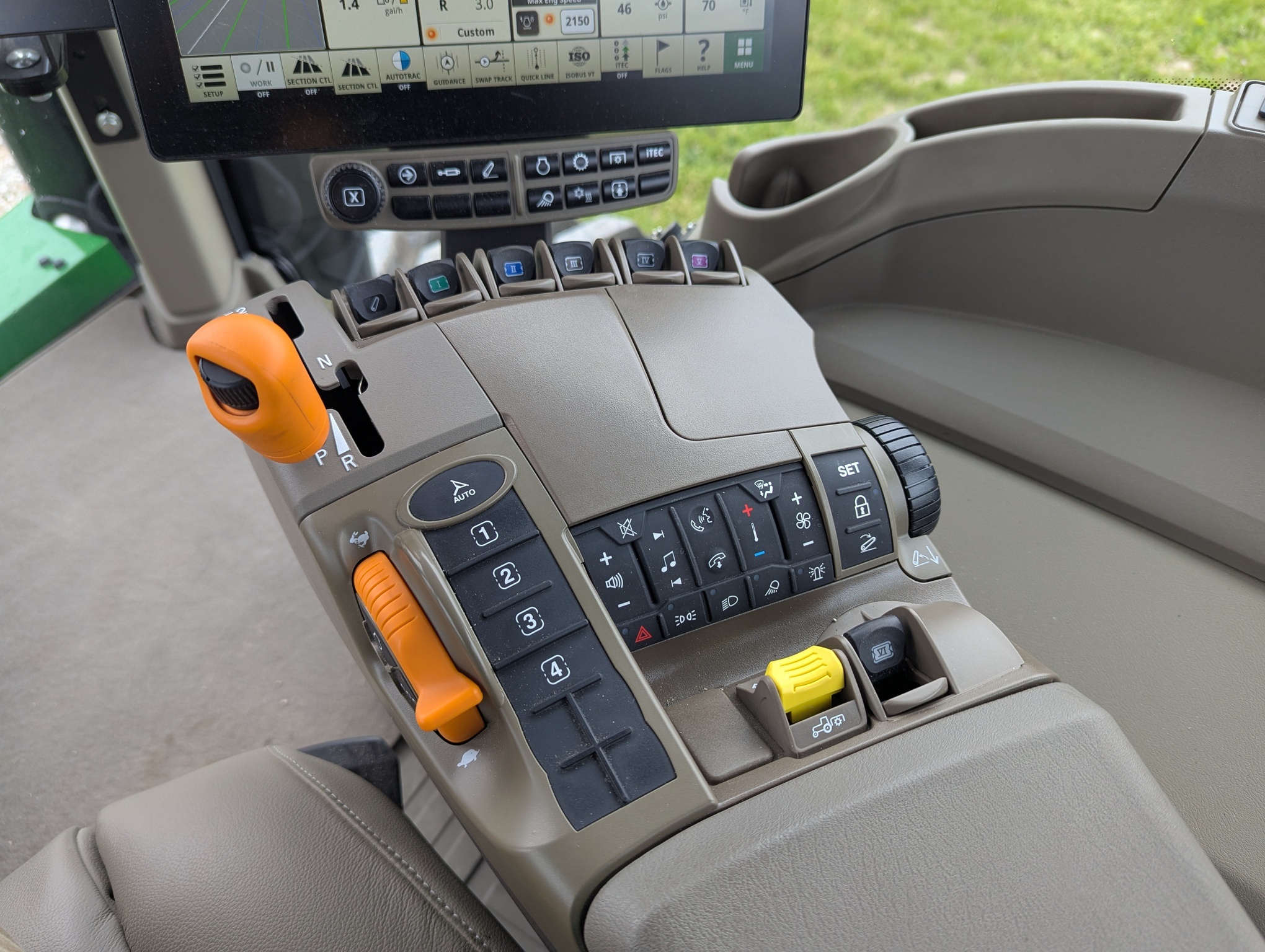 2024 John Deere 8RT 370 Tractor