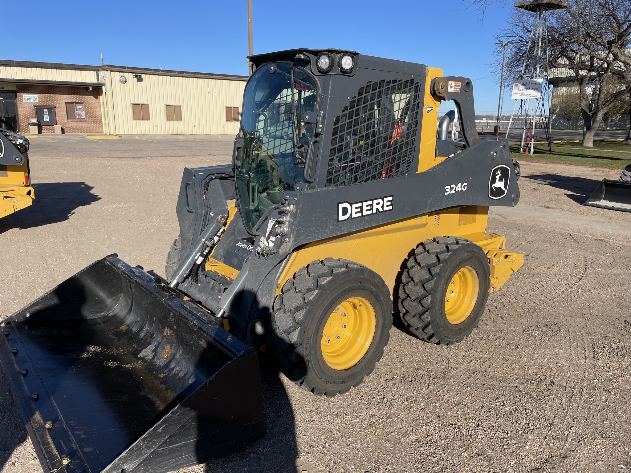2024 Deere 324G Skid Steer