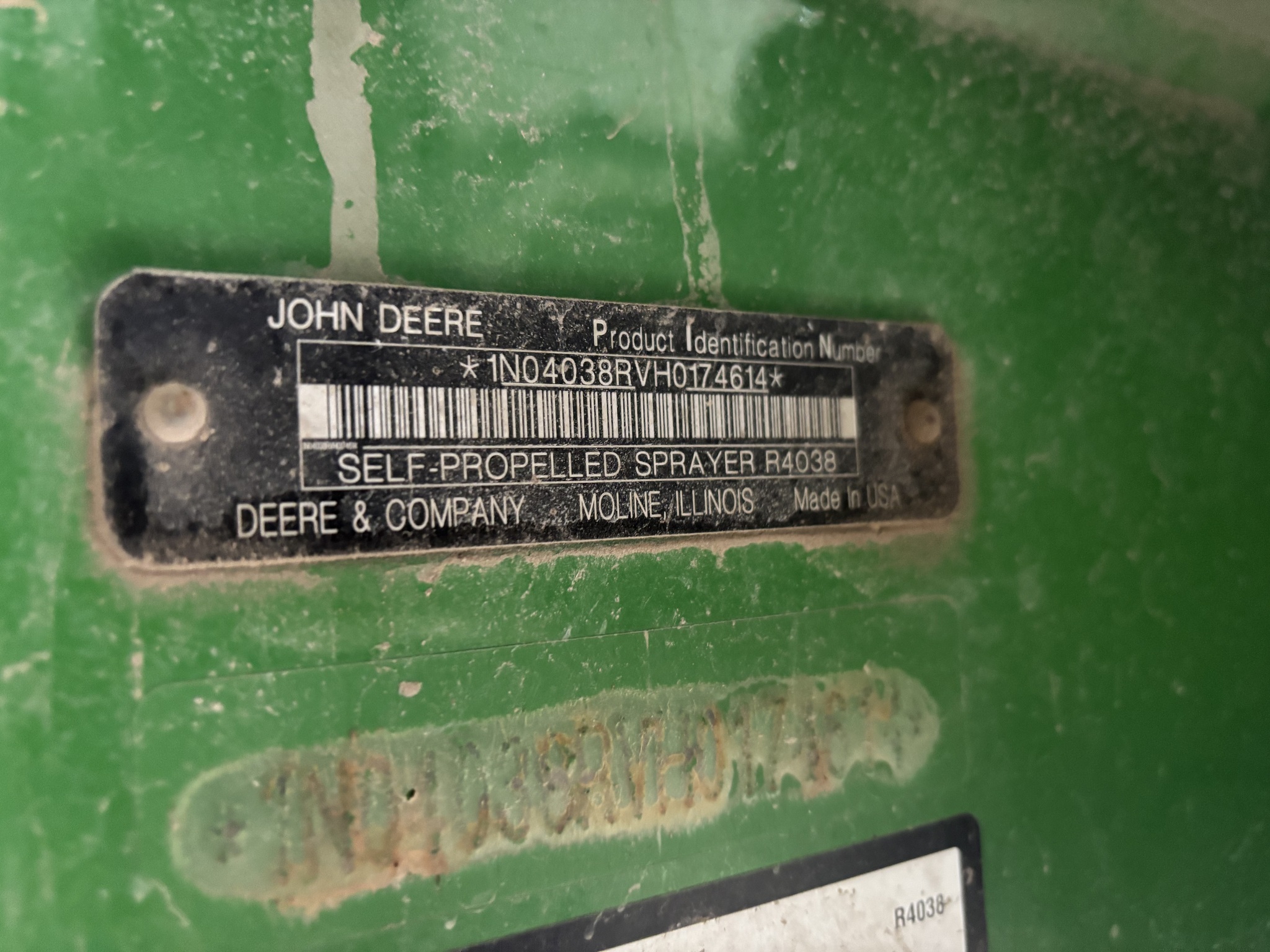 2017 John Deere R4038 Self-Propelled Sprayer