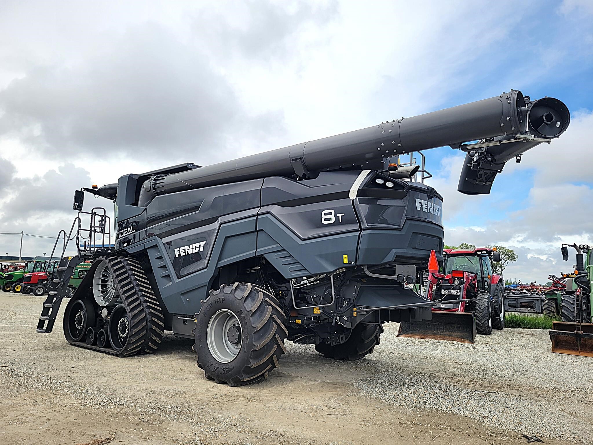 2025 Fendt IDEAL 8T Combine