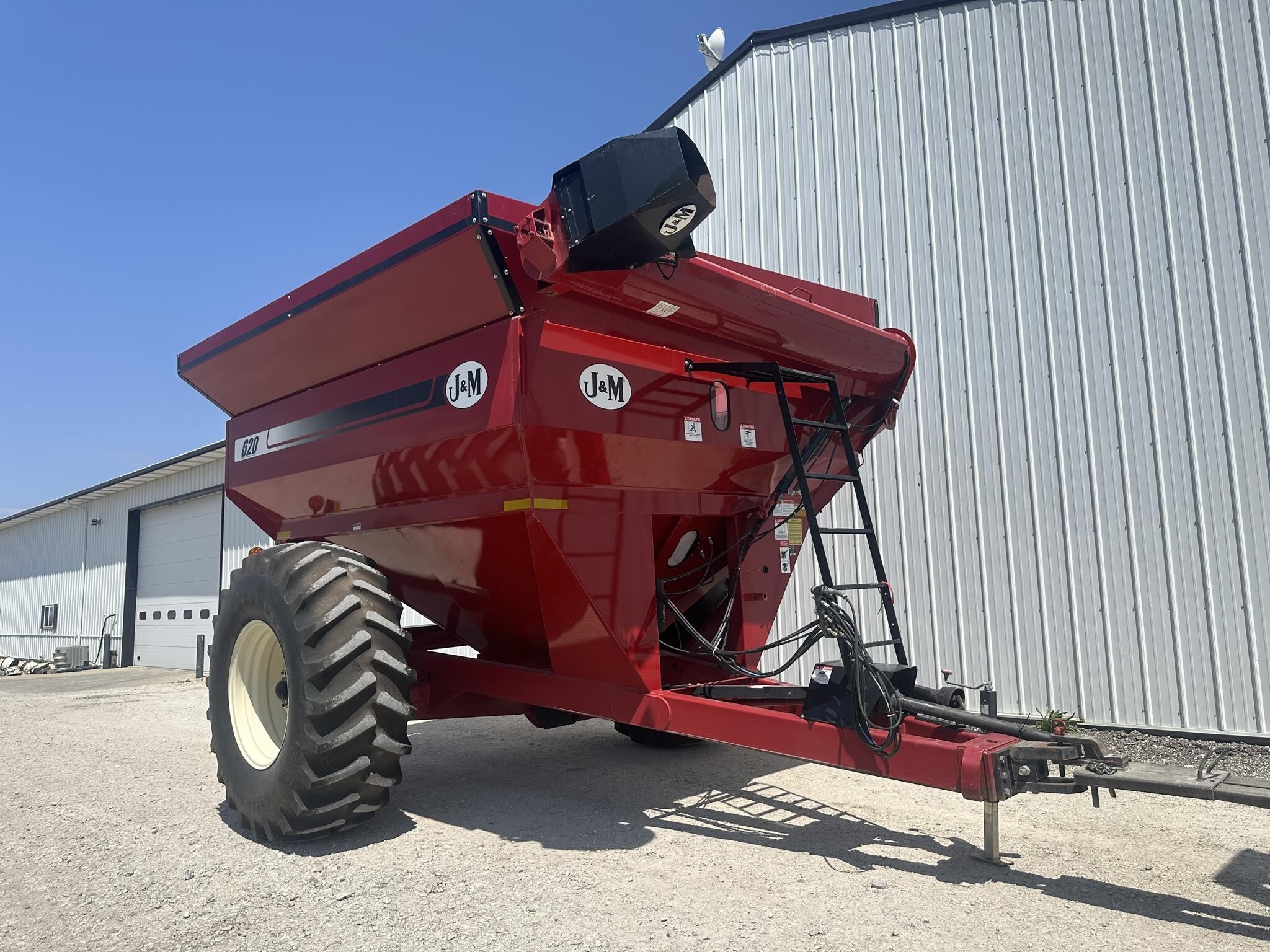 2012 J&M 620-14 Grain Cart
