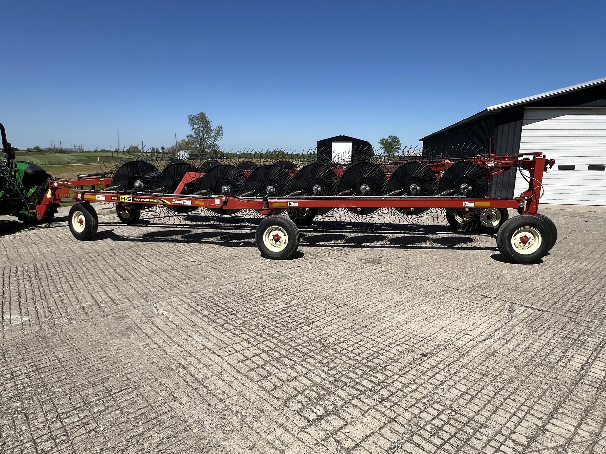 2021 H & S 6116 Rake