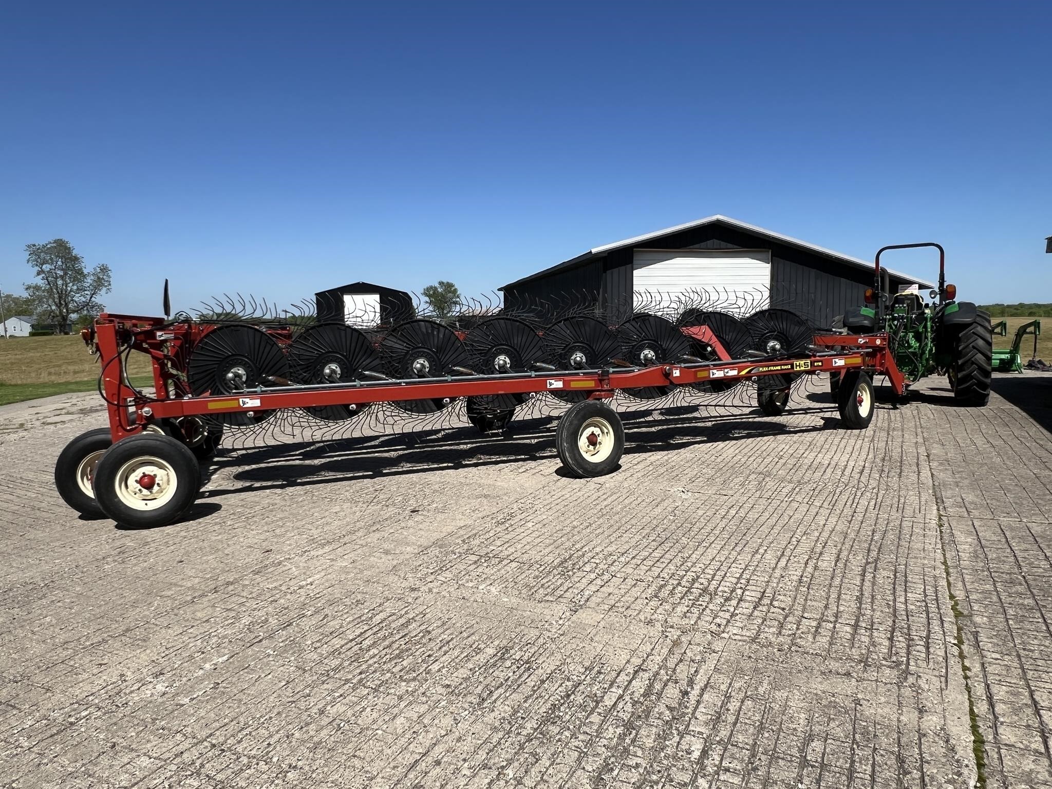 2021 H & S 6116 Rake